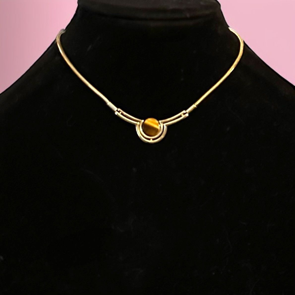 Vintage Vintage gold tone tigers eye necklace Size ONE SIZE - 1 Thumbnail