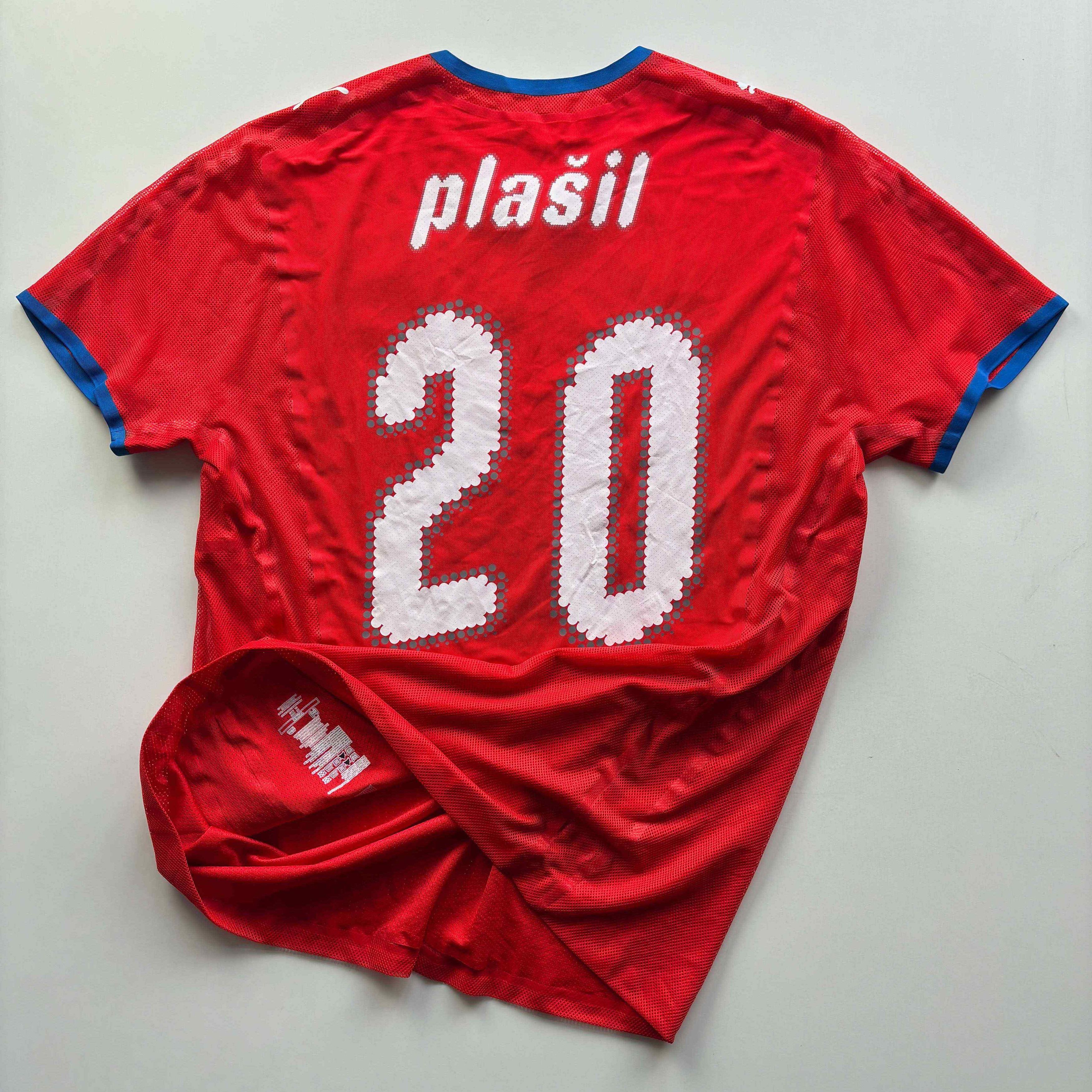 Puma MATCH WORN Czech Republic 2008 Plasil football jersey XL Size US XL / EU 56 / 4 - 17 Thumbnail