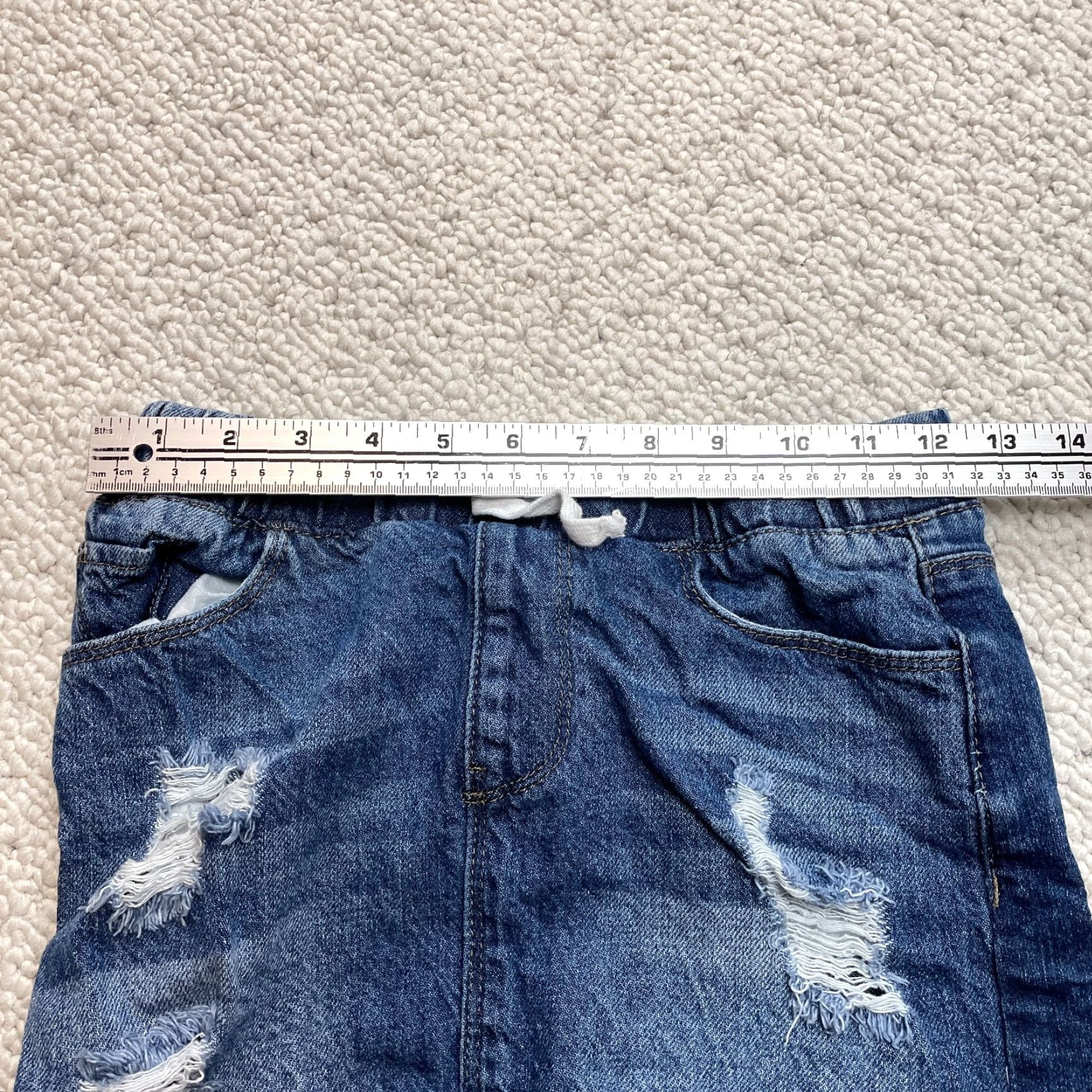 Vintage YMI Skirt Girls Small Blue Denim Dark Wash Distressed Elastic Waist Short Jean Size 28" / US 6 / IT 42 - 3 Thumbnail