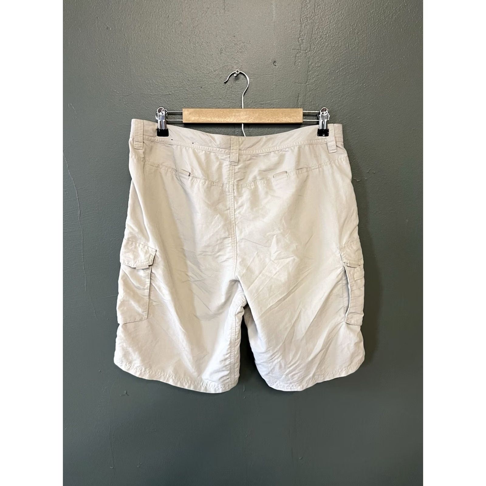 Vintage REI Womens Beige Outdoor Nylon Cargo Shorts Size 12 Size 34" / US 12 / IT 48 - 2 Thumbnail