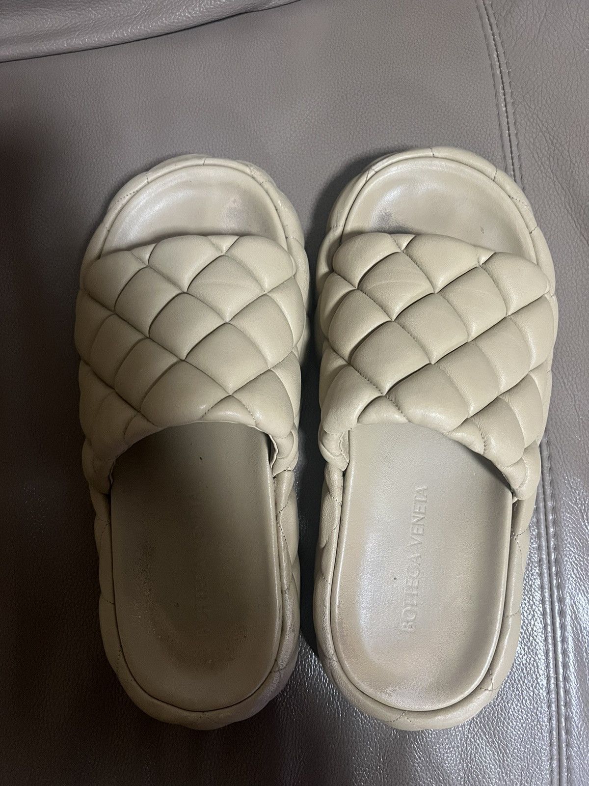 Bottega Veneta [40IT] Bottega Veneta padded leather slippers Size US 7 / EU 40 - 7 Thumbnail