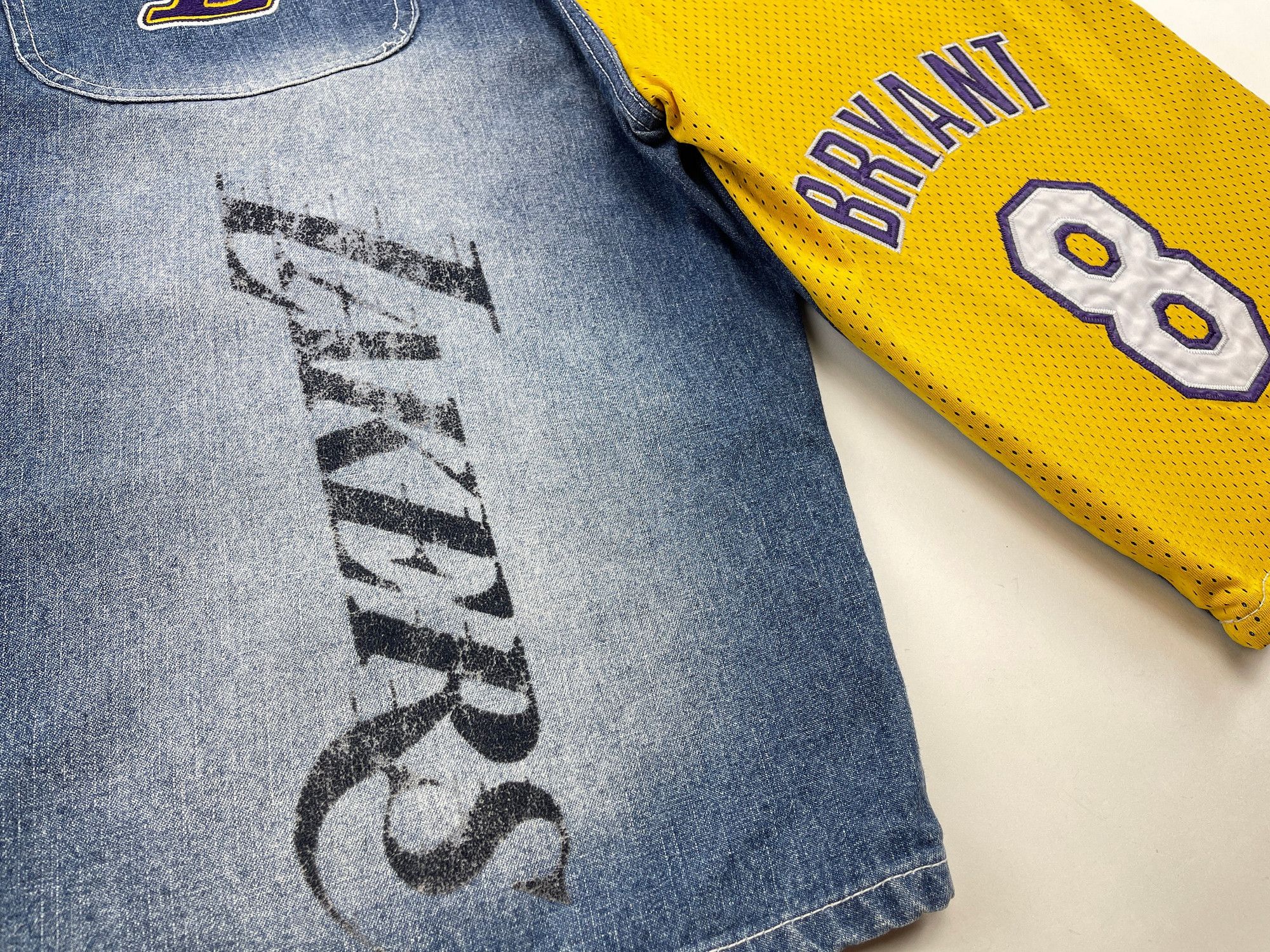 NBA NBA shorts, Los Angeles Lakers, vintage UNK basketball, W 36 Size US 36 / EU 52 - 9 Thumbnail