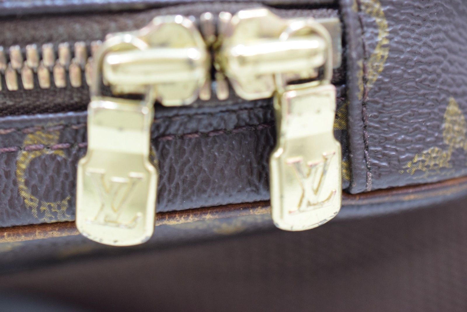Louis Vuitton Louis Vuitton Pochette Gange Crossbody Bag M51870 Size ONE SIZE - 9 Thumbnail