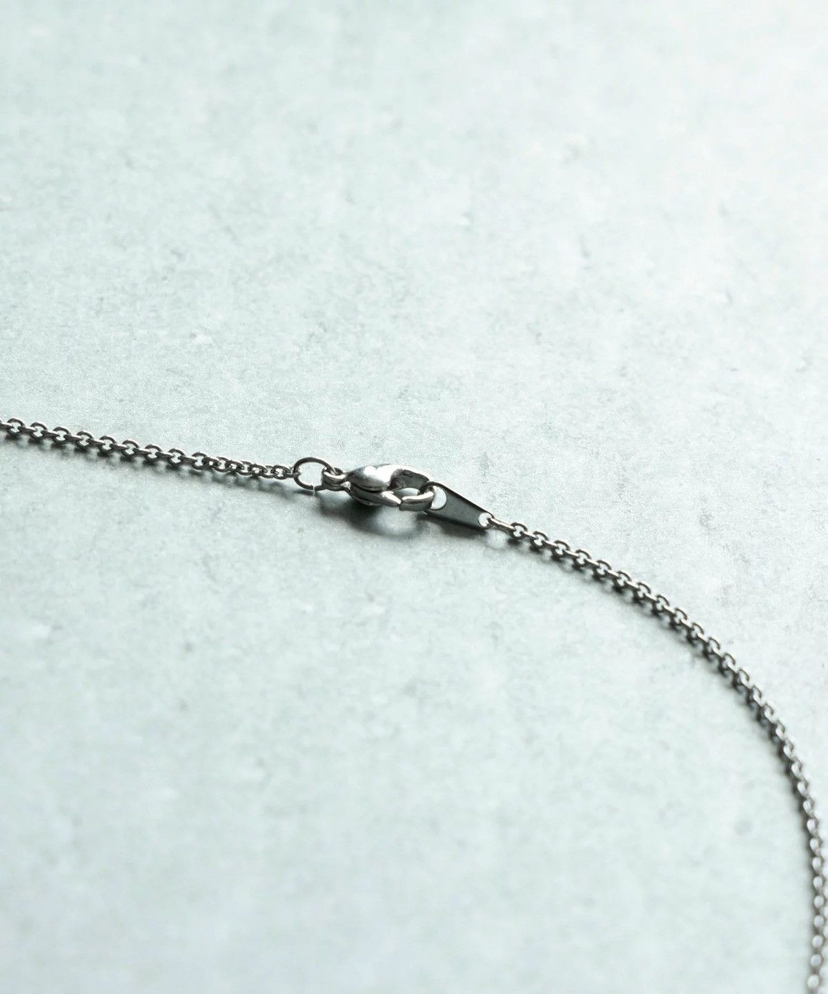 Number (N)ine Number nine logo plate necklace Size ONE SIZE - 4 Thumbnail