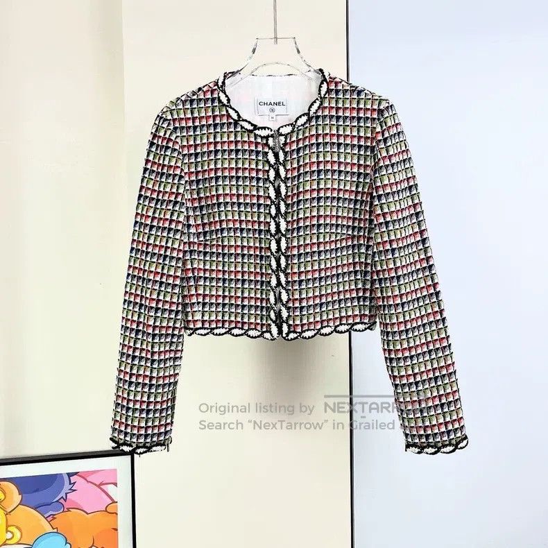 Chanel Chanel 25C colour plaid black and white twisted flower loc Size XS / US 0-2 / IT 36-38 - 2 Thumbnail