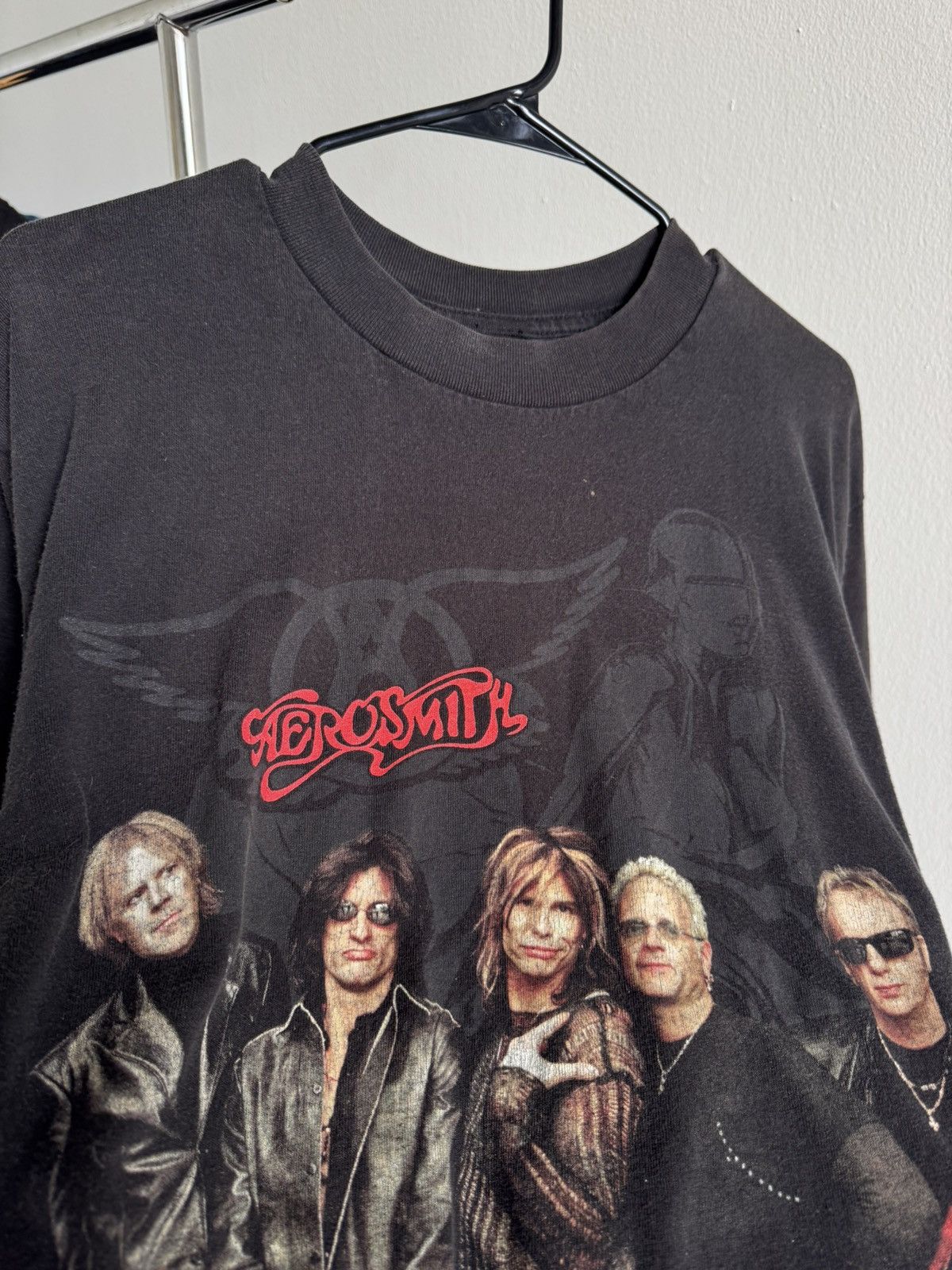 Aerosmith Aerosmith 2001 World Tour Tee Size US L / EU 52-54 / 3 - 2 Thumbnail