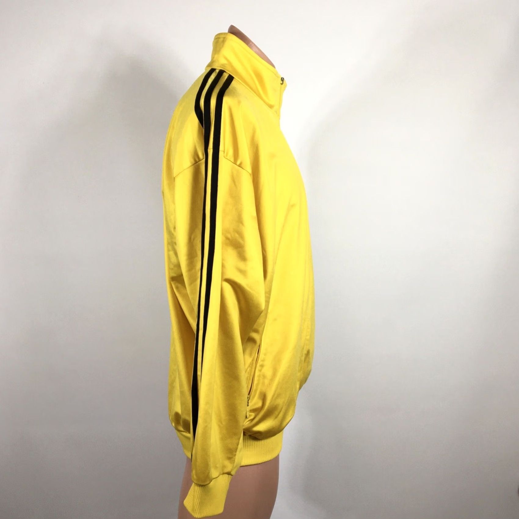 Adidas VINTAGE ADIDAS Jacket Mens Large Shiny Gold Black Large Trefoil Logo 80s Track USA Size US L / EU 52-54 / 3 - 3 Thumbnail