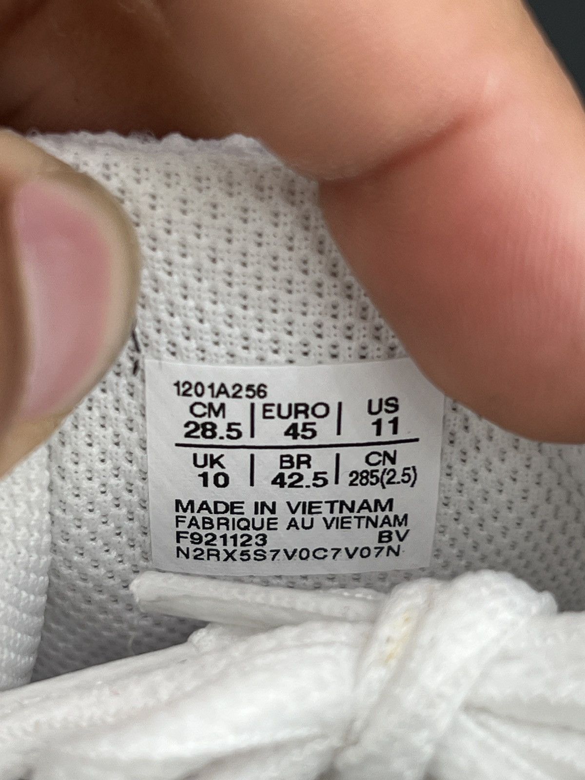 Asics ASICS Gel-1130 White Shark Skin Sz. 11 (2024) Size US 11 / EU 44 - 8 Thumbnail