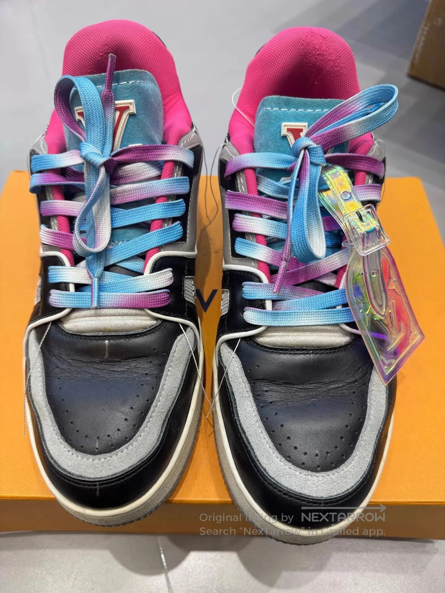 Louis Vuitton Multi Color Low-Top Sneakers Size 9. Size US 9 / EU 42 - 4 Thumbnail