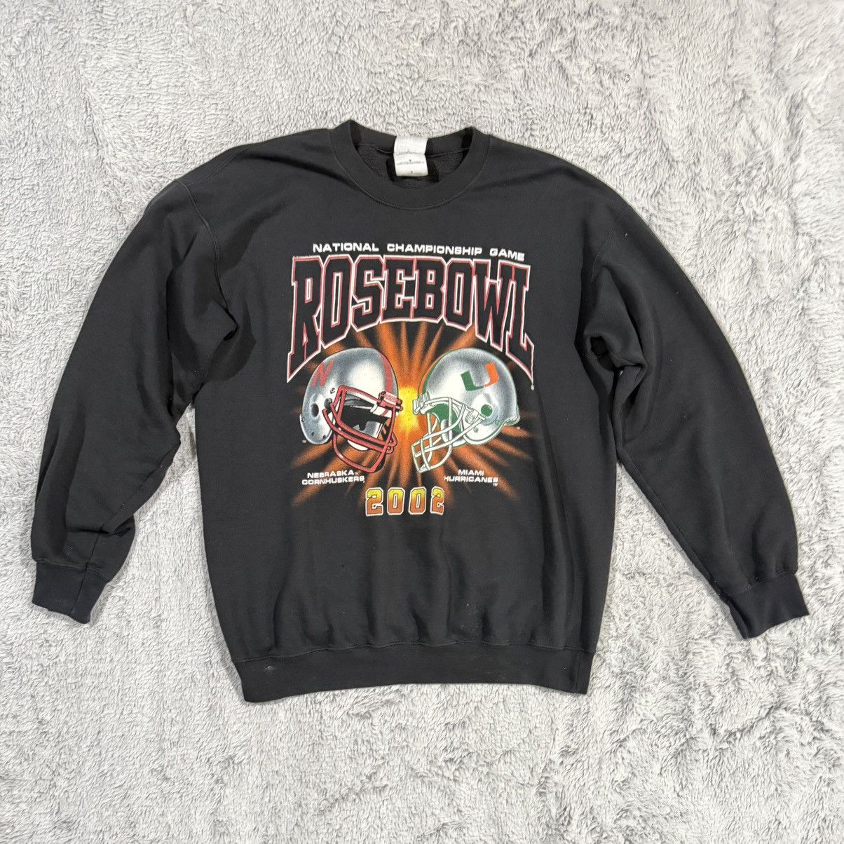 Gildan 2002 Rose Bowl vintage sweatshirt Size US M / EU 48-50 / 2 - 1 Thumbnail