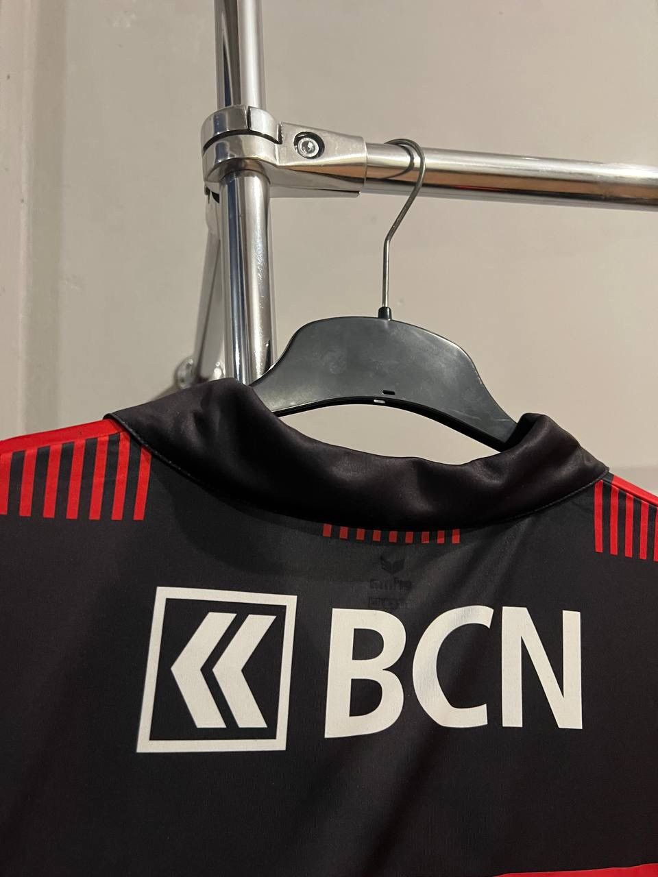 Erima 2016/17 NEUCHATEL XAMAX #17 HOME SOCCER JERSEY FOOTBALLSHIRT Size US L / EU 52-54 / 3 - 14 Thumbnail