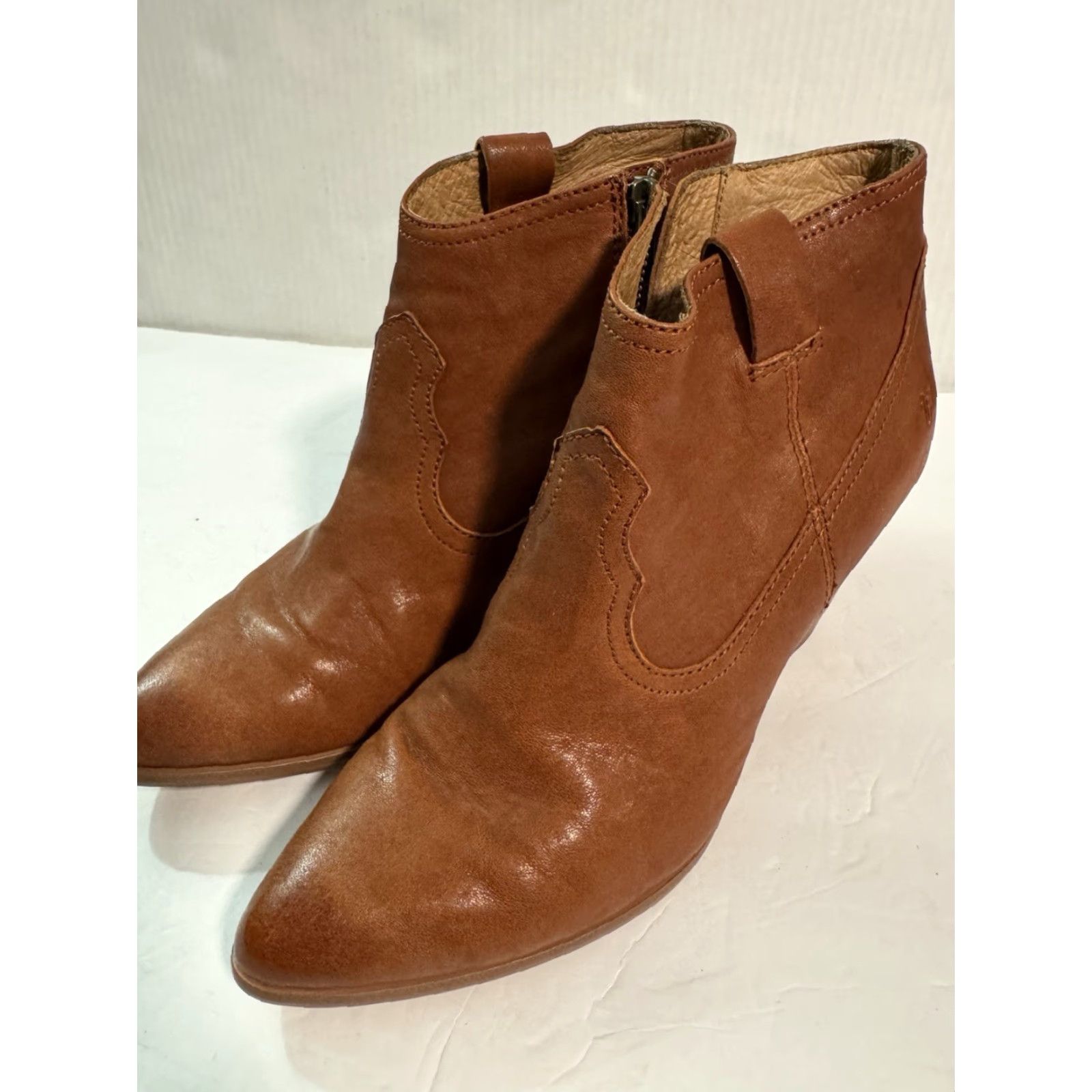 Frye Frye Reina Cognac Leather Western Ankle Bootie 3479257-COG Size 9M Women Boots Size US 9 / IT 39 - 7 Thumbnail