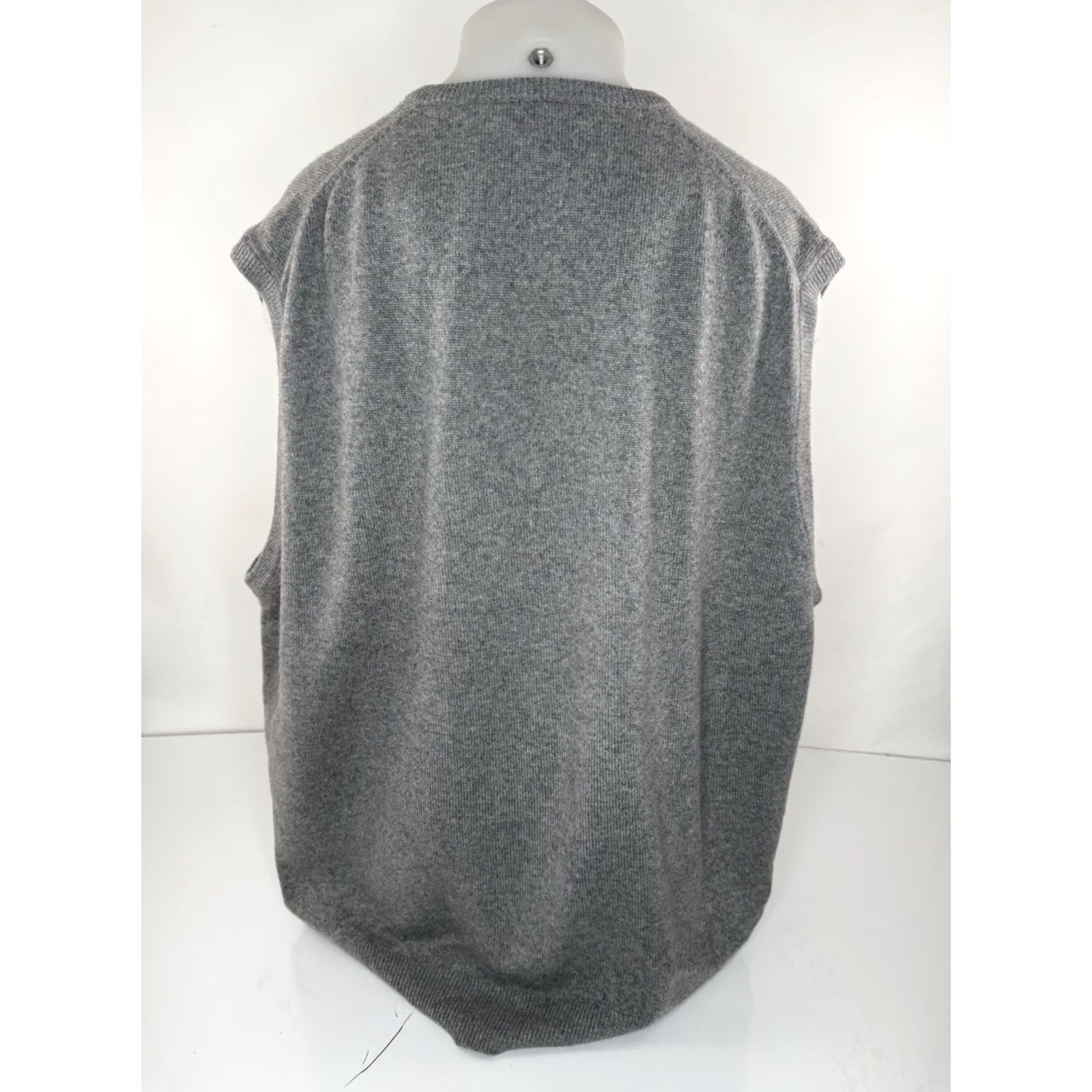 Vintage JOHN LAING Cashmere V-Neck Sweater Vest 4XL Big & Tall Gray Mens Shirt Size 4XL Wool Knit Vintage ZZ4 Size US XXL / EU 58 / 5 - 2 Thumbnail