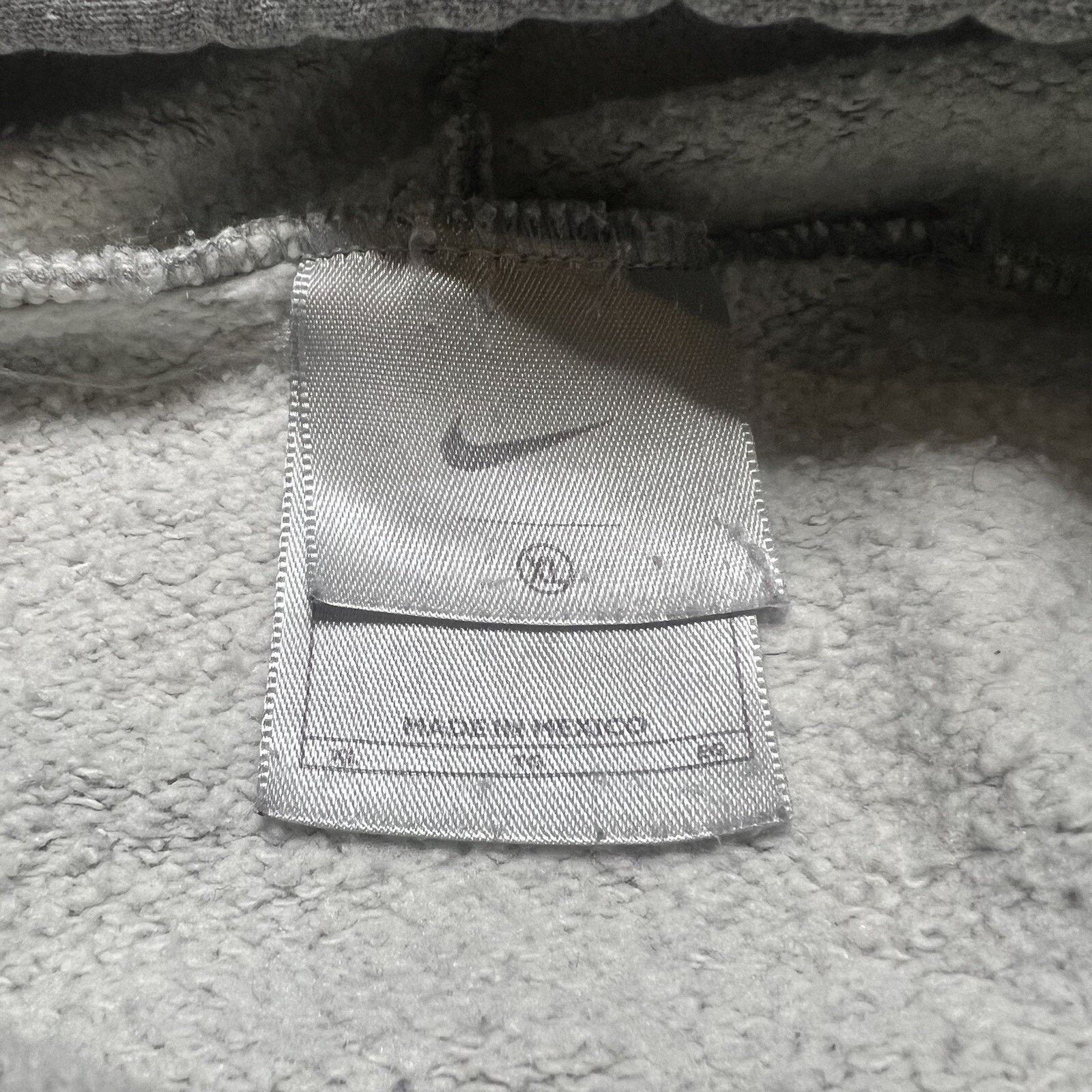 Nike Vintage 90’s Nike Gray Hoodie Pullover Center Swoosh Mens XL Size US XL / EU 56 / 4 - 4 Thumbnail