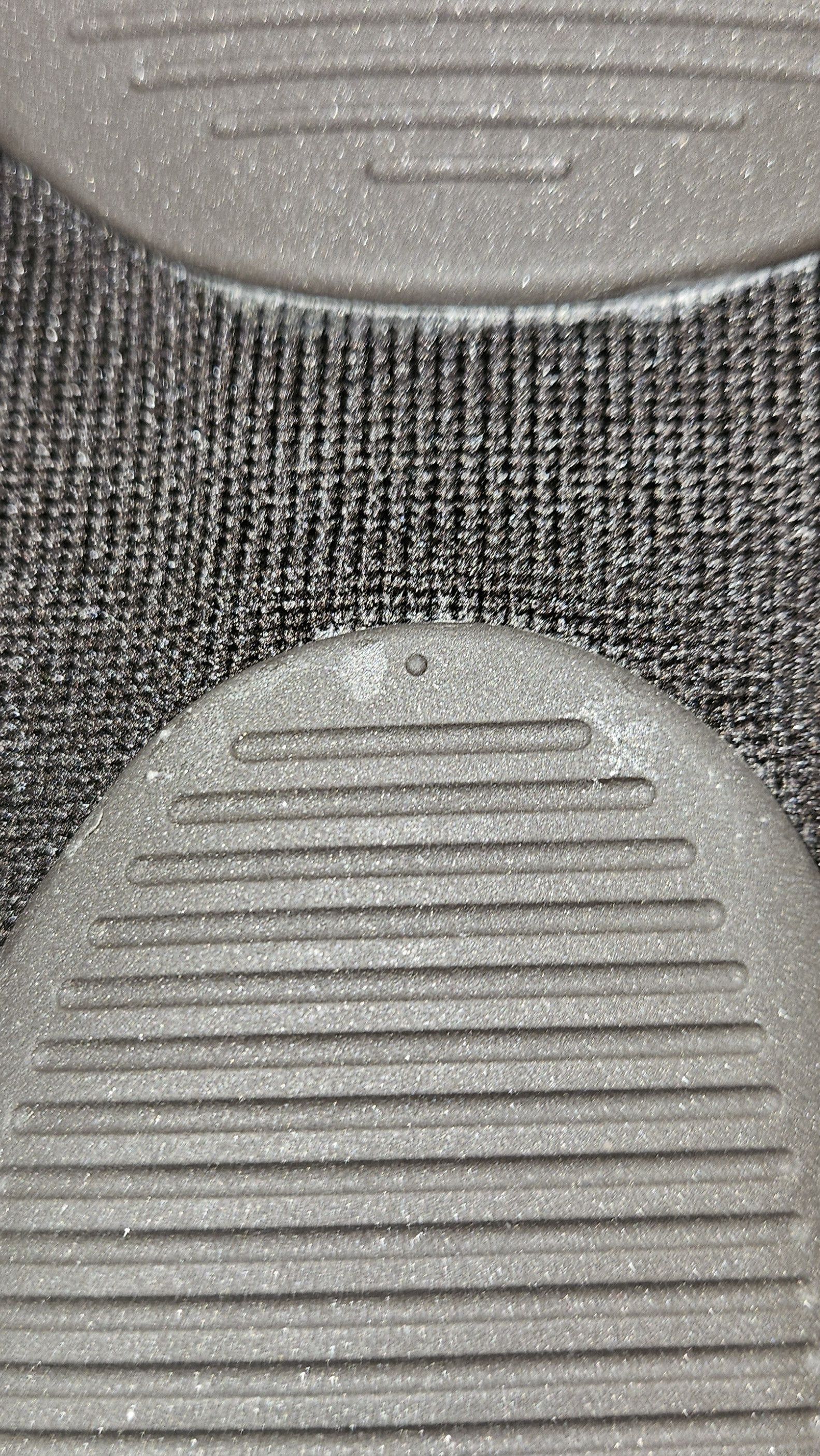 Yeezy Yeezy Pods Size 1 Size US 8 / EU 41 - 5 Thumbnail