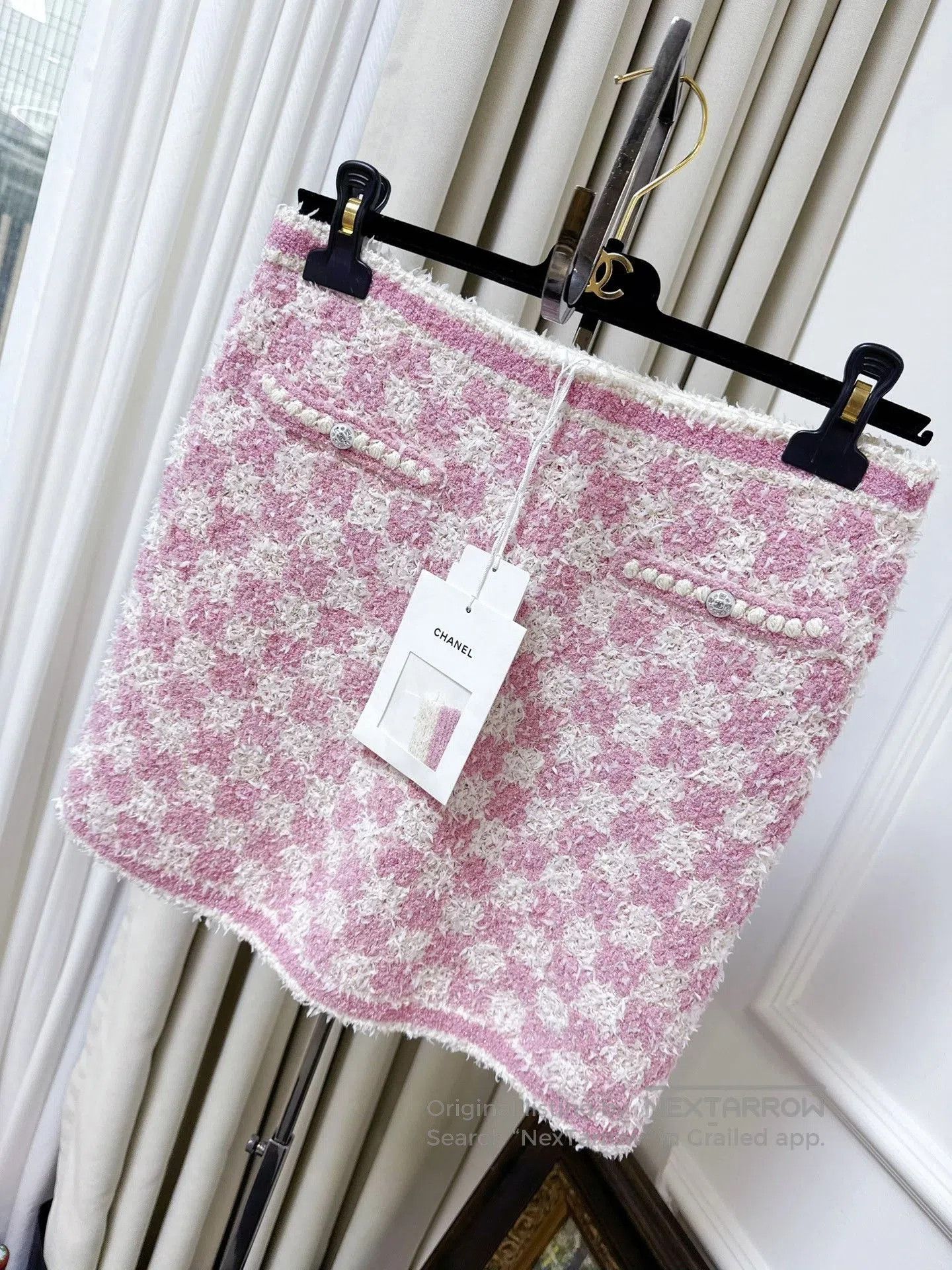 Chanel Chanel 23S Pink White Check Knit Skirt. Size 37" - 1 Thumbnail