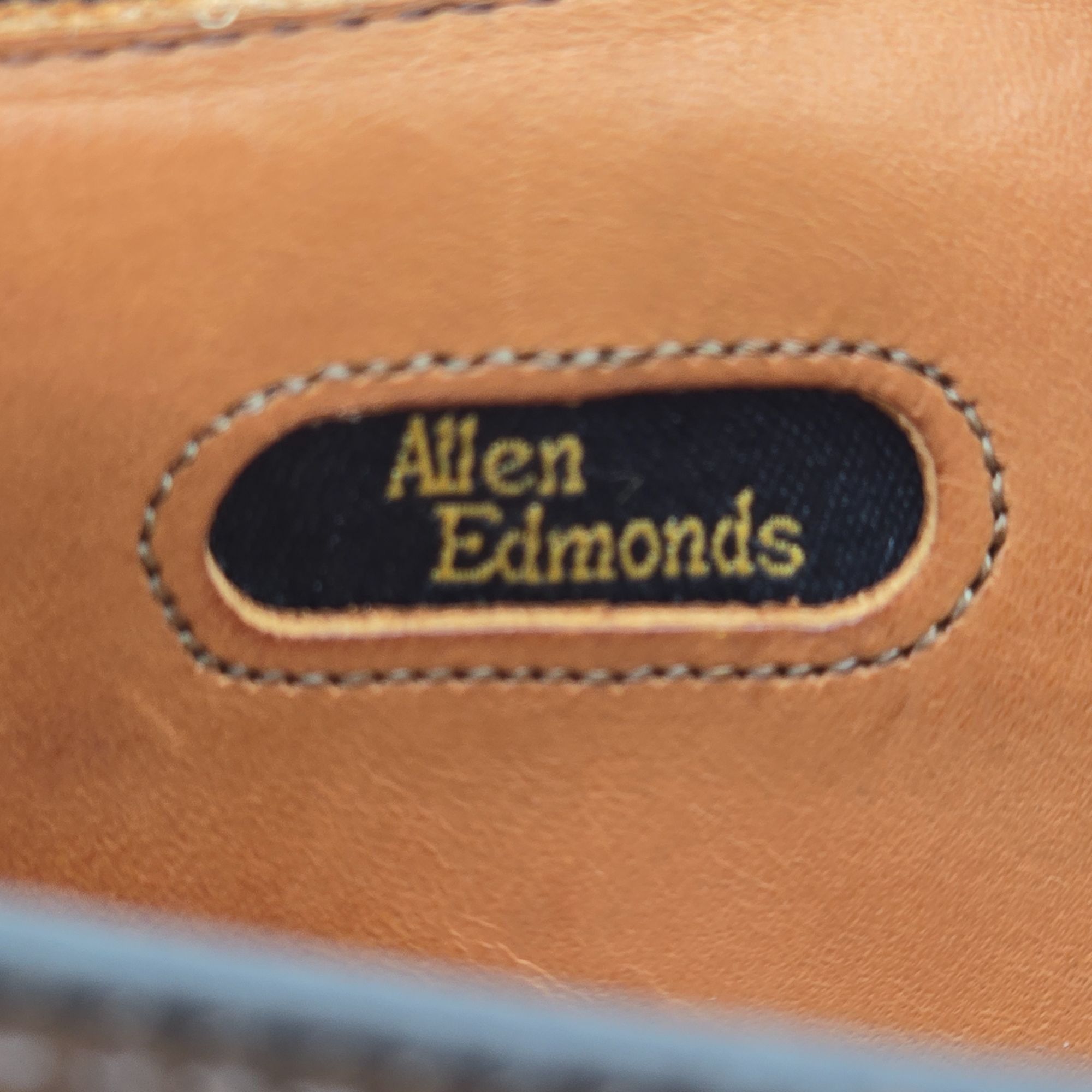 Allen Edmonds Vintage Allen Edmonds Mens 8A Brown Suede Leather Dress Shoe Size US 8 / EU 41 - 10 Thumbnail