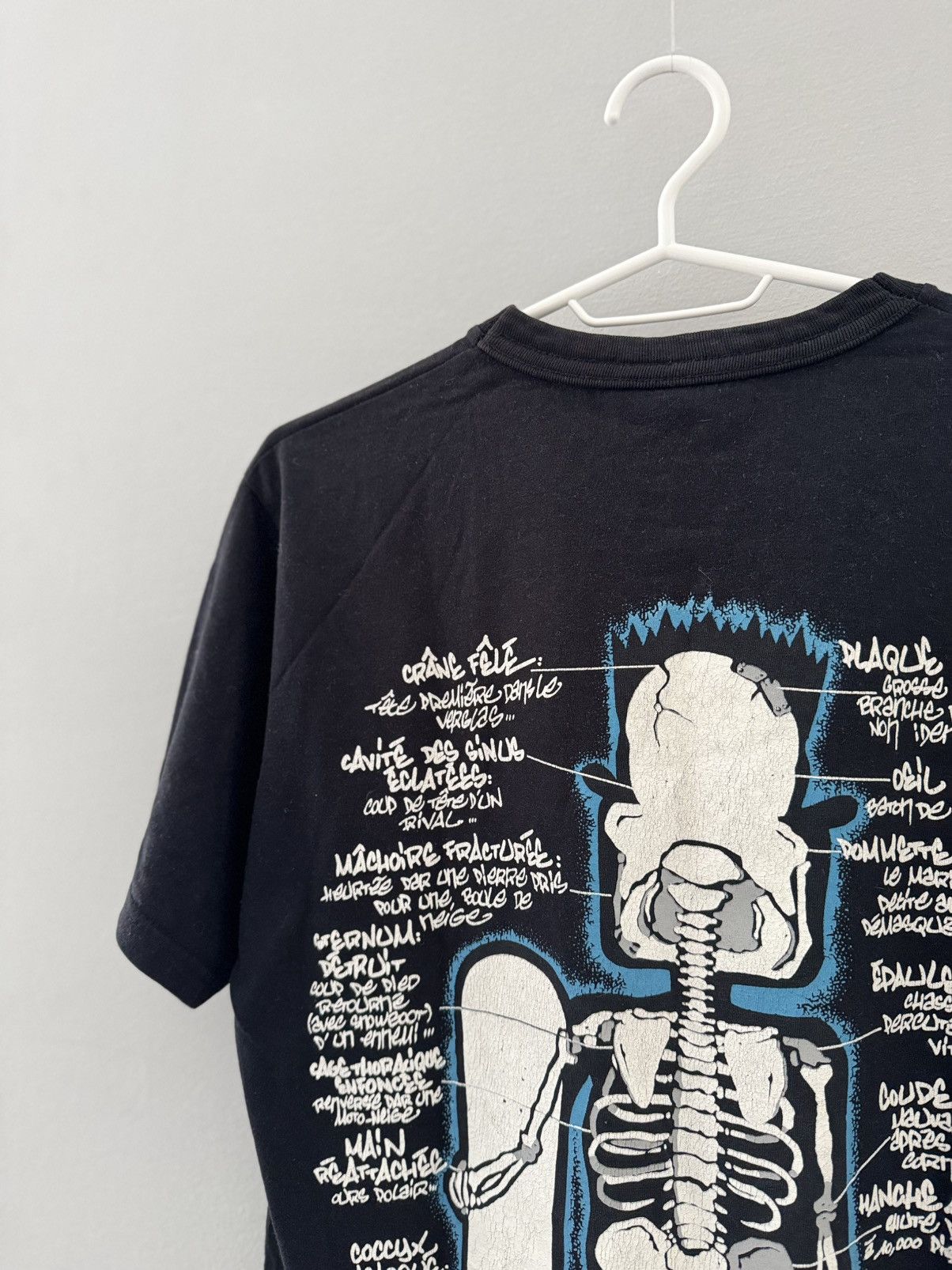 Vintage Vintage Skeleton Tee Guy Surf Skateboard Humor Y2K T shirt Size US S / EU 44-46 / 1 - 12 Thumbnail