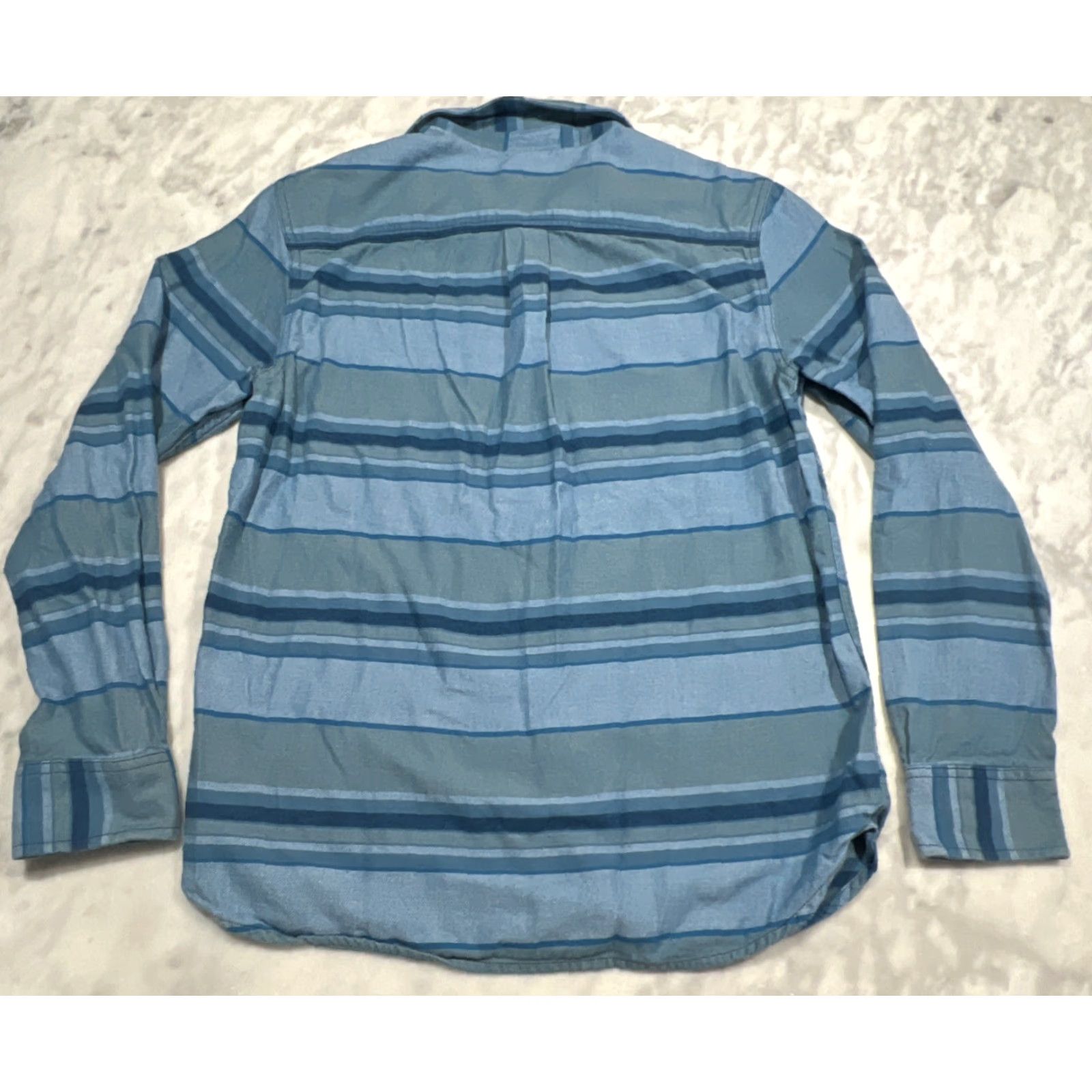 The North Face VINTAGE The North Face Flannel Shirt Men Small Blue Stripes Brown Label Outdoor Shirt Men Small Blue Stripes Brown Label Outdoor Size US S / EU 44-46 / 1 - 6 Thumbnail
