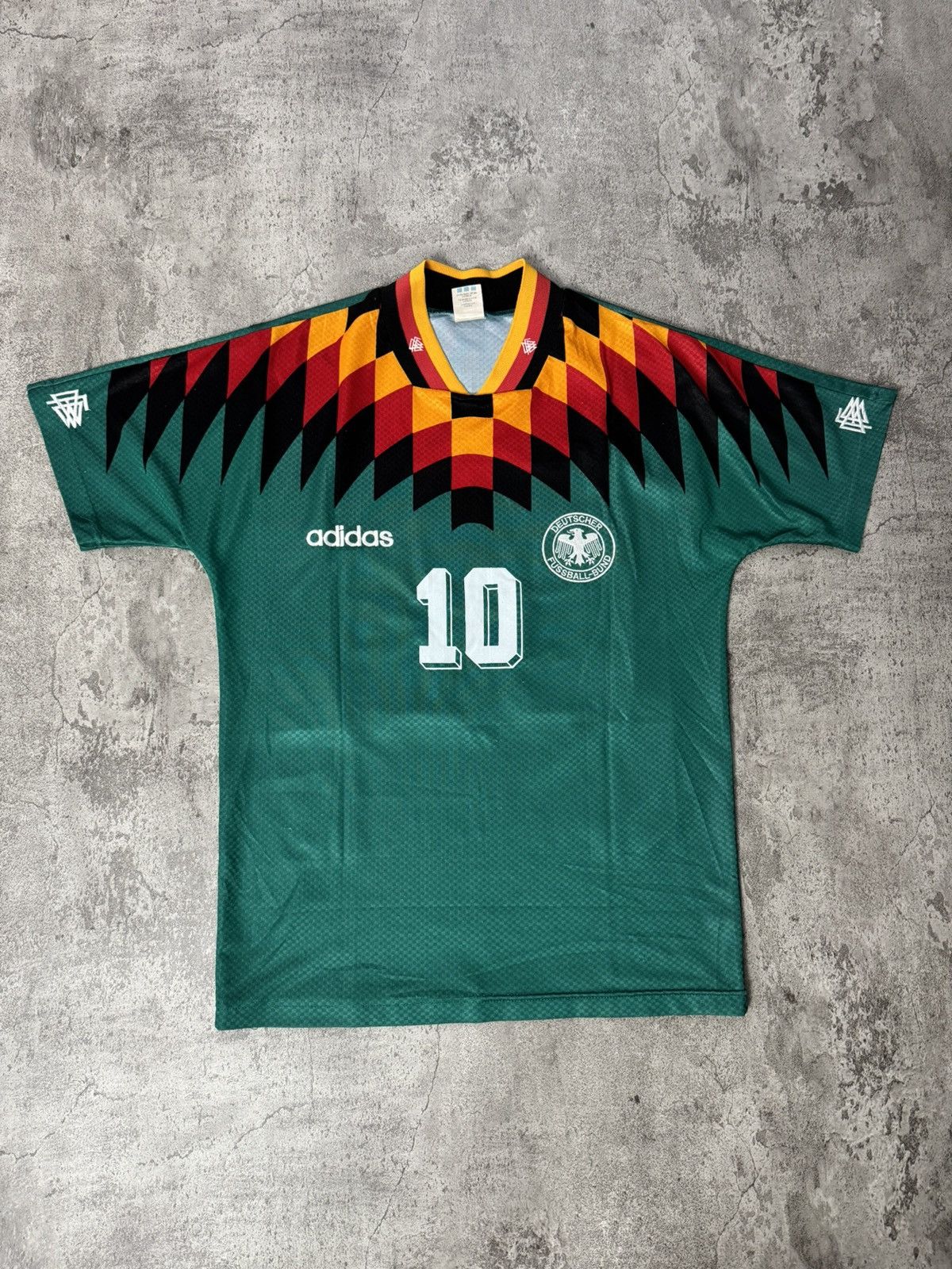 Adidas VINTAGE ADIDAS GERMANY 1994 WORLD CUP AWAY JERSEY Size US S / EU 44-46 / 1 - 1 Thumbnail