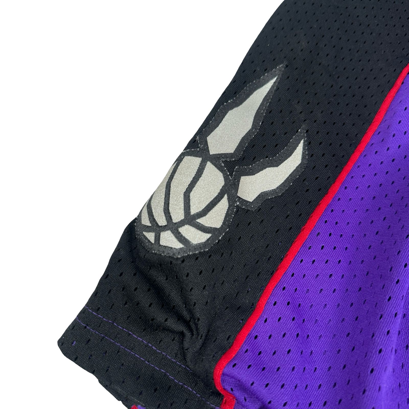 Other Vintage Nike Team NBA Toronto Raptors Shorts Men XL Purple Size US 36 / EU 52 - 3 Thumbnail