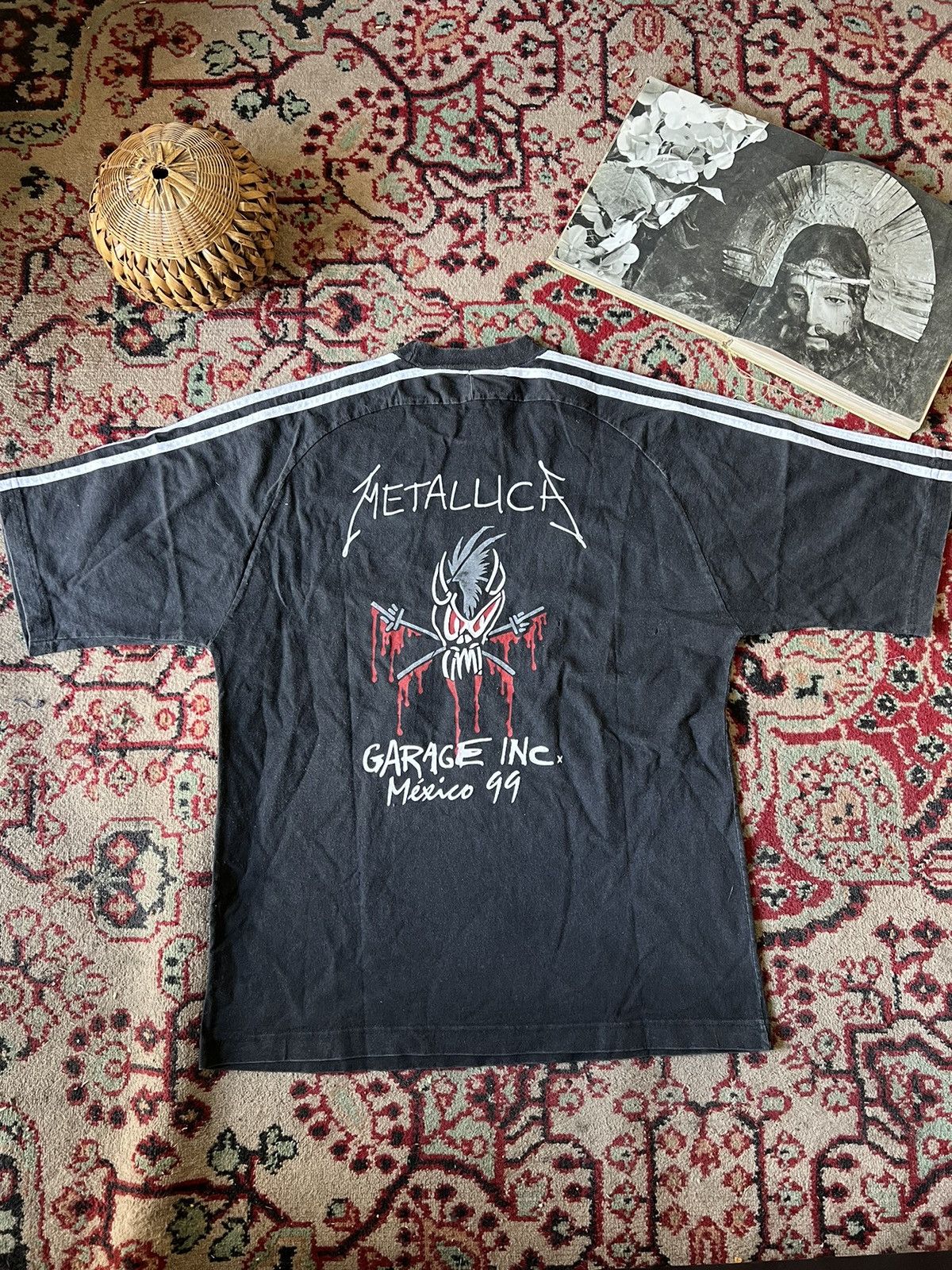 image of Band Tees x Metallica 1999 Metallica Garage Inc Jersey Mexico Tour Embroidered Tee in Black (Size X