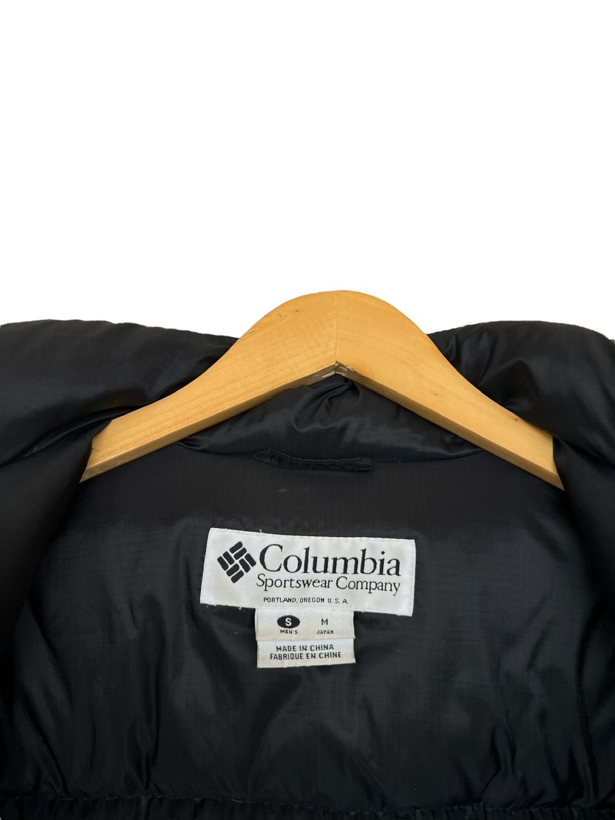 Columbia Vintage Columbia Black Zipup Puffer Down Jacket Medium Size US M / EU 48-50 / 2 - 8 Thumbnail