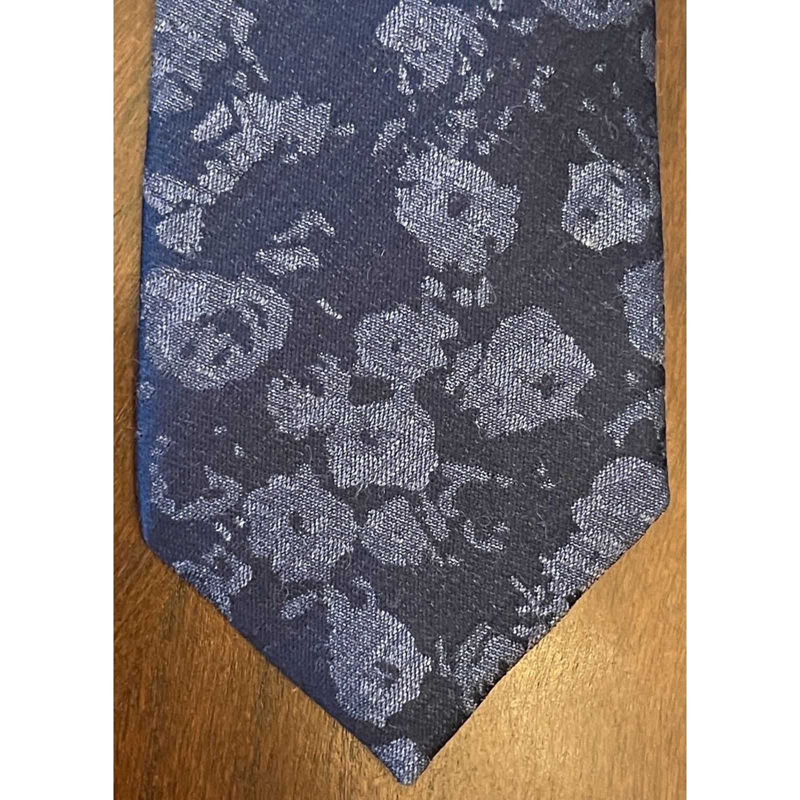 Other Tristan Blue 40% Silk 60% Wool Men’s Neck Tie Made In China Size ONE SIZE - 1 Thumbnail