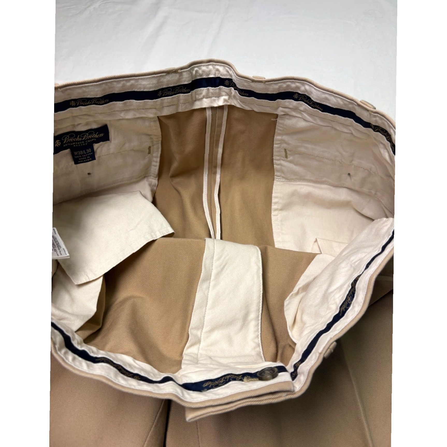Brooks Brothers Brooks Brothers Advantage Chino Elliot Pants Men 38x30 Khaki Tan Pleated Cuffed Wide-Leg Button Zip Front Casual Workwear Business Modern Mens Size US 38 / EU 54 - 4 Thumbnail