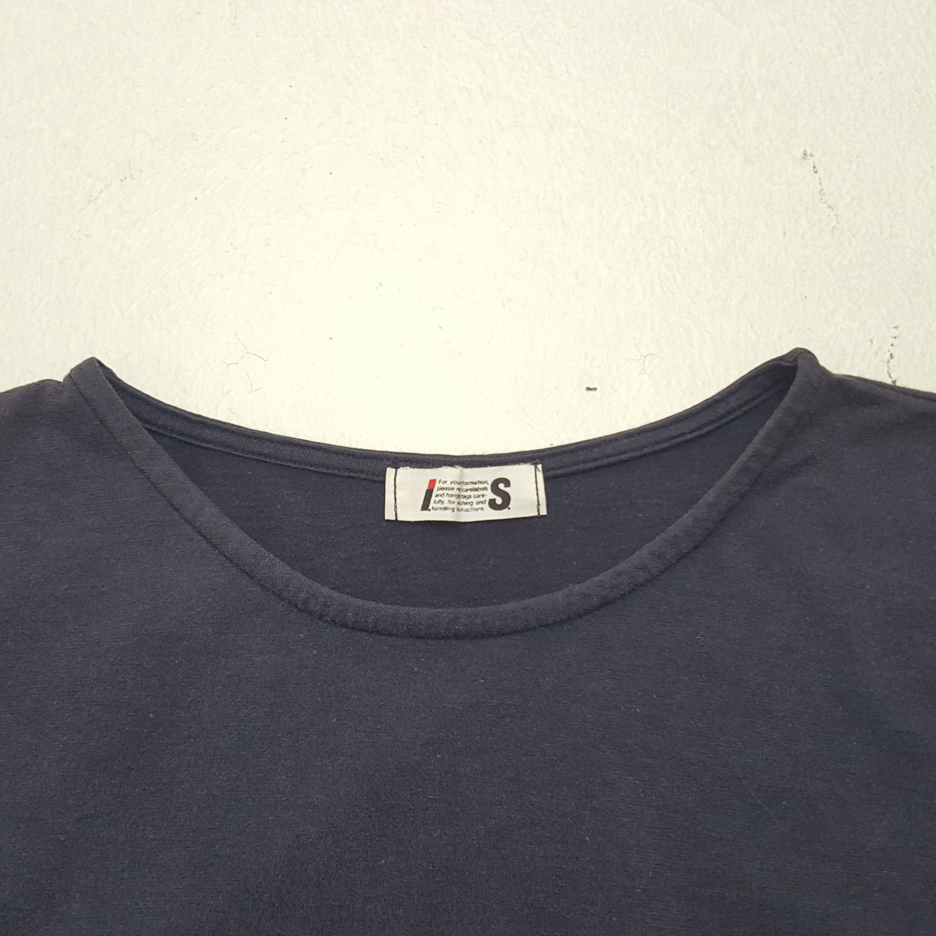 Issey Miyake × Japanese Brand × Vintage Vintage IS Issey Miyake Japanese Band T-shirt Size US S / EU 44-46 / 1 - 3 Thumbnail
