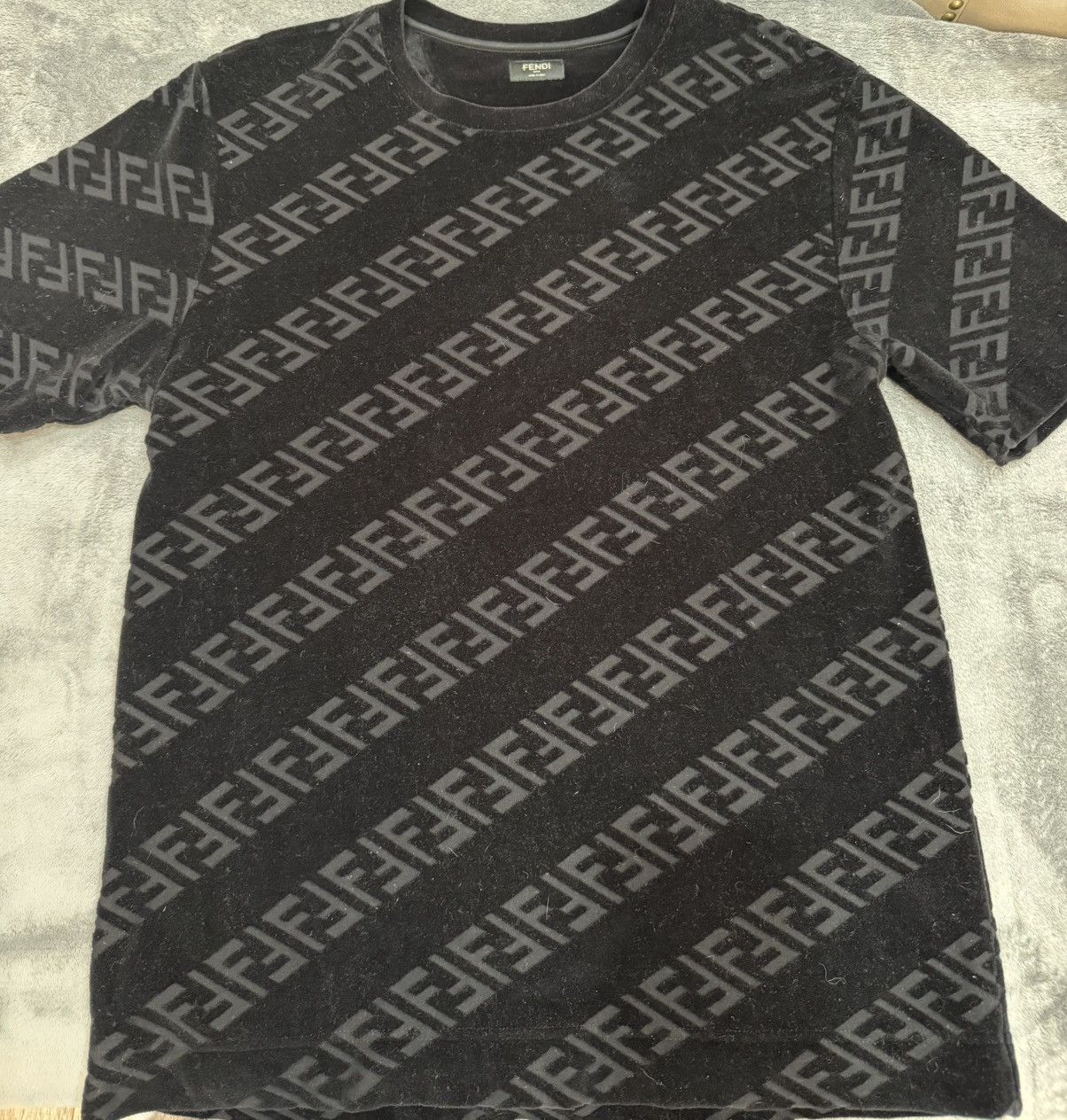 Fendi Fendi Monogram Towel Black Tee Size US L / EU 52-54 / 3 - 1 Thumbnail