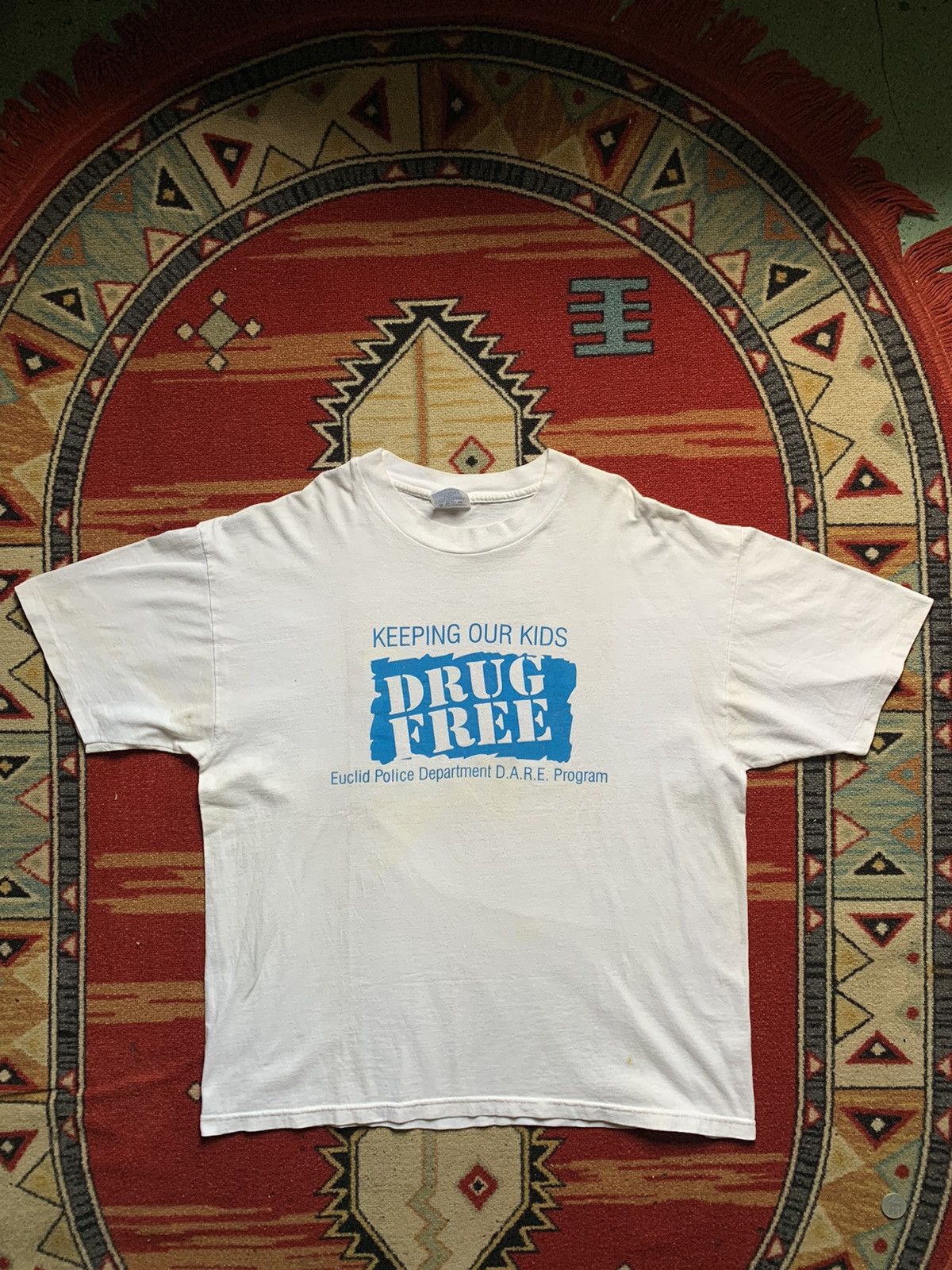 Vintage Vintage Tees DARE "Drug Free" Size US XL / EU 56 / 4 - 1 Thumbnail