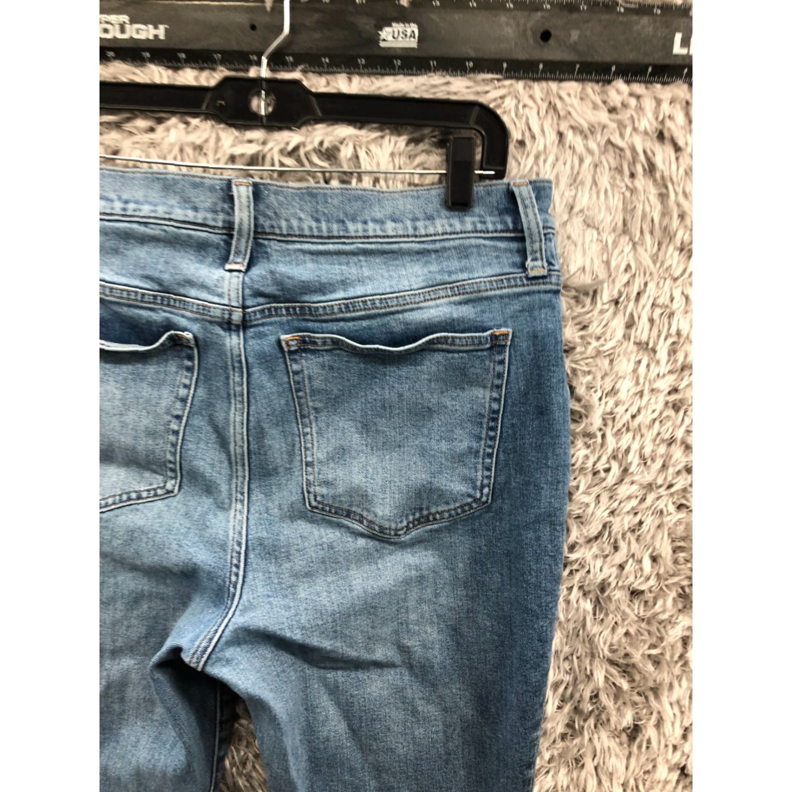 J.Crew J.CREW Jeans Women’s 32 Toothpick Skinny Denim Blue 5-Pocket Regular Waist Medium Wash Baggy-Free N/A Size 24" / US 00 / IT 34 - 6 Thumbnail