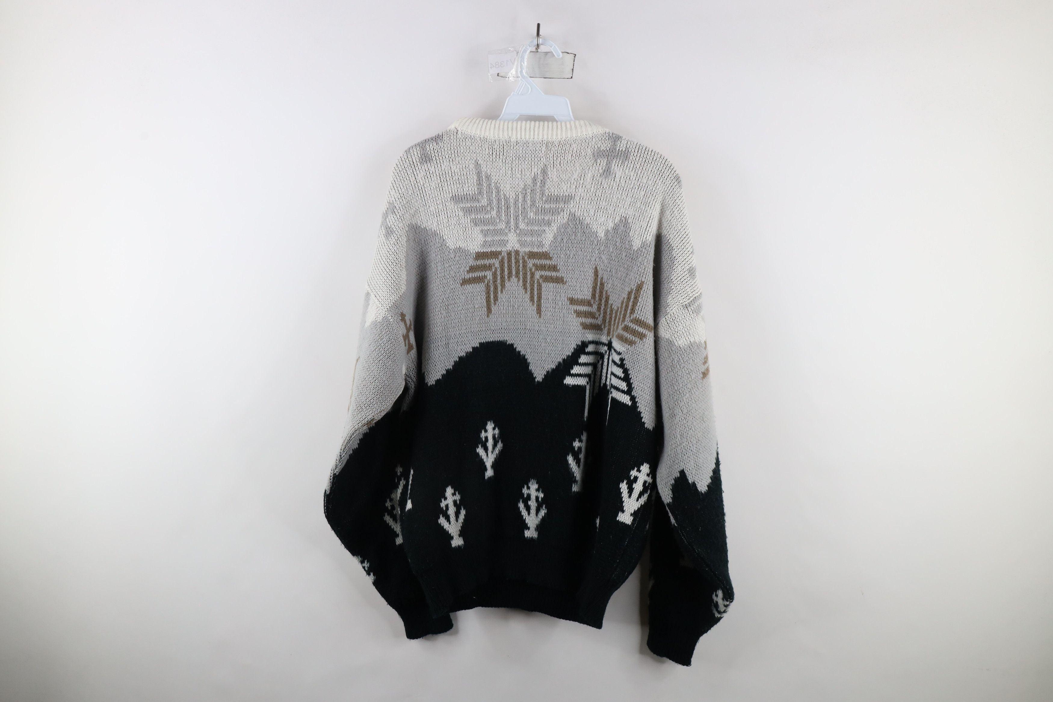 Vintage Vintage 90s Streetwear Snowflake Tree Knit Crewneck Sweater Size US L / EU 52-54 / 3 - 8 Thumbnail