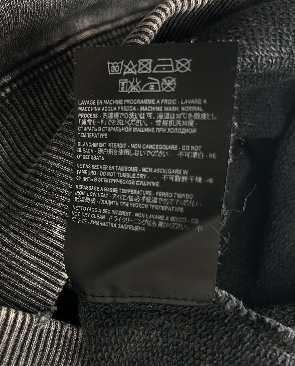 Saint Laurent Paris Saint Laurent Distressed Hoodie Size Large Size US L / EU 52-54 / 3 - 7 Thumbnail