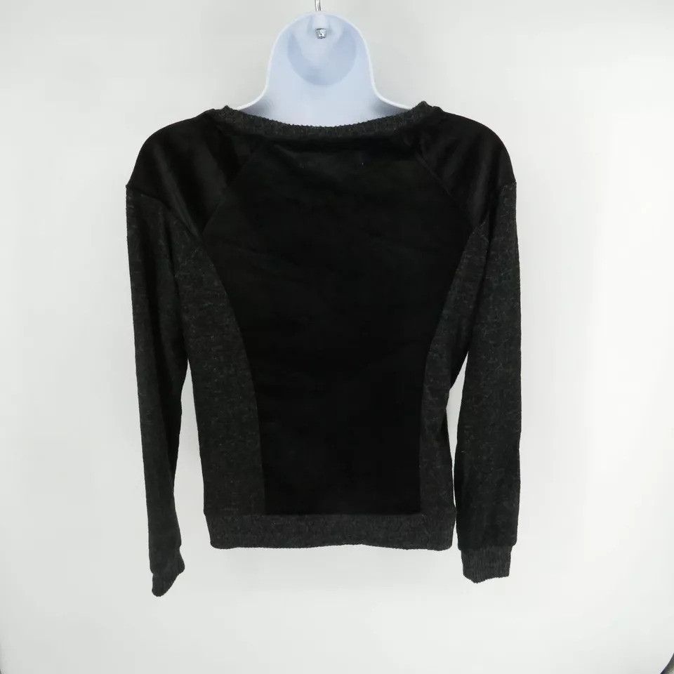 Other Hippie Rose Juniors Black Velvet Raglan Sweatshirt XS NWT $3 Size XS / US 0-2 / IT 36-38 - 3 Thumbnail