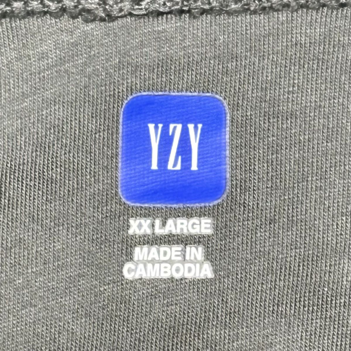 Balenciaga × Gap × Yeezy YGEBB DOVE HOODIE BLACK XXL KANYE WEST DEMNA Size US XXL / EU 58 / 5 - 11 Thumbnail