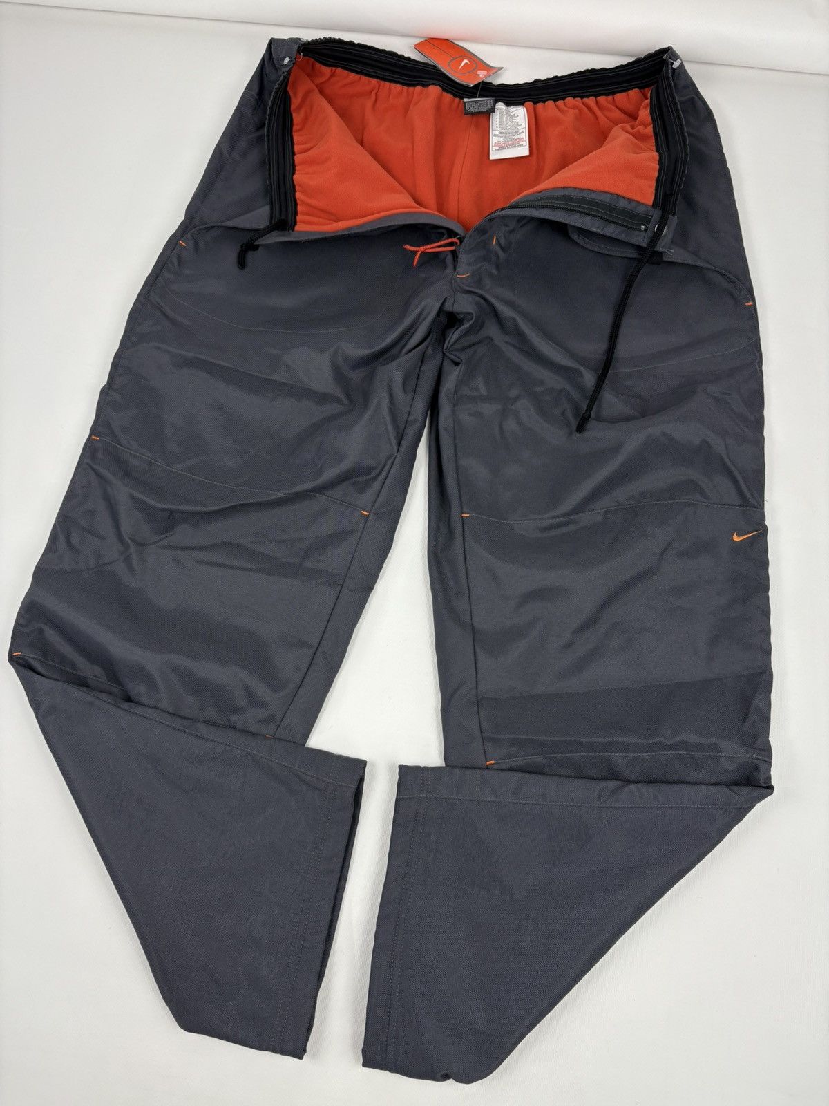 Nike 90’s Swoosh Fleece Pockets Nylon Baggy Joggers Track Pants Size US 34 / EU 50 - 11 Thumbnail