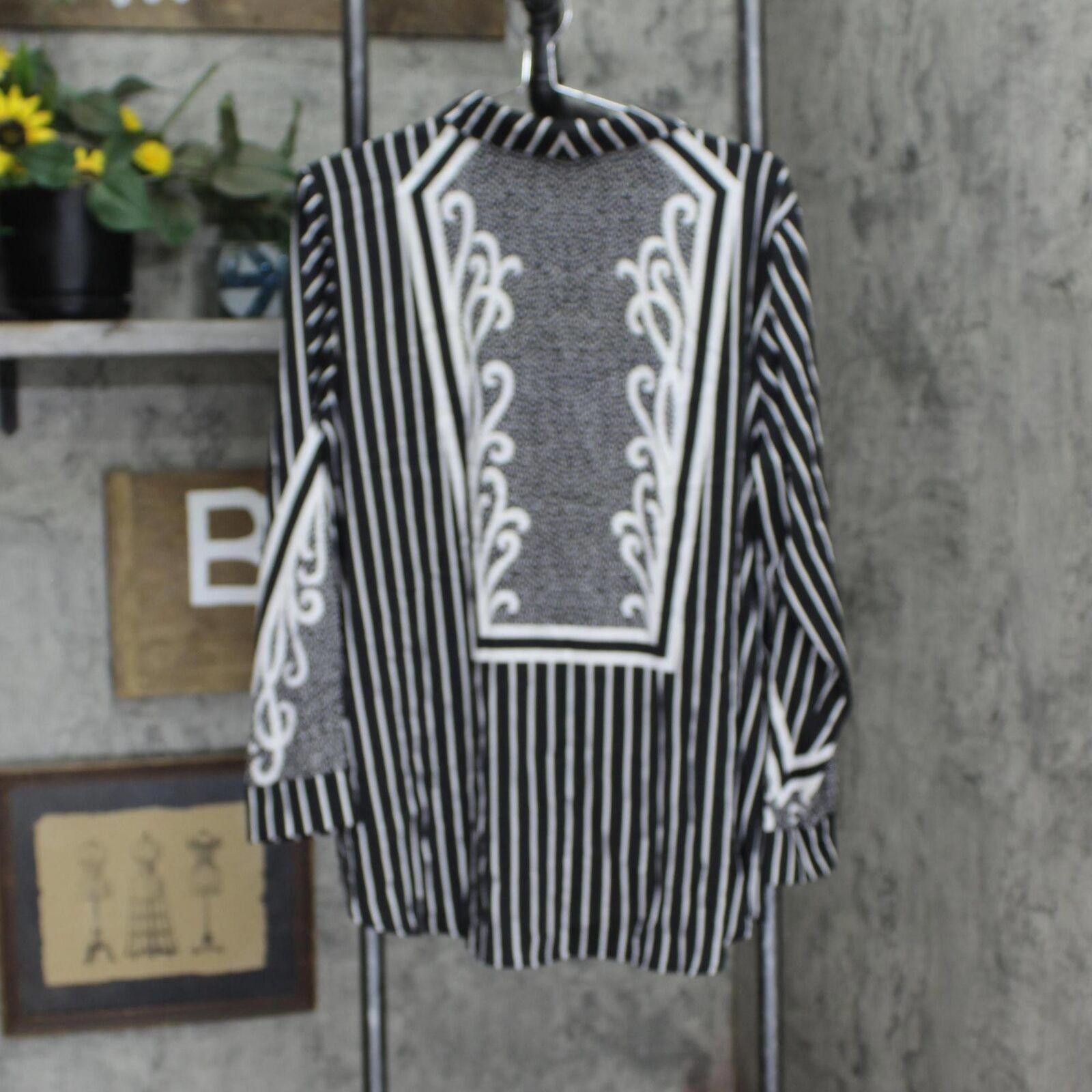 Designer NEW Bob Mackie Print Button Front Blouse A305229 Black 1X Size XL / US 12-14 / IT 48-50 - 2 Thumbnail