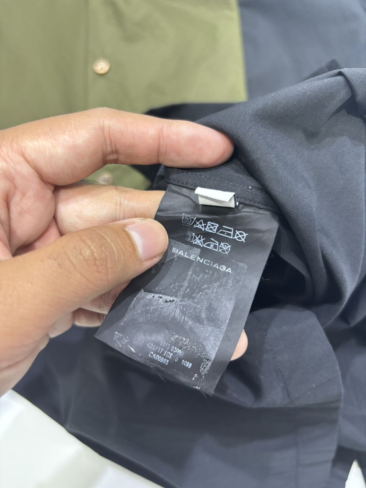 Balenciaga Balenciaga olive and black dress button up shirt Size US L / EU 52-54 / 3 - 8 Thumbnail