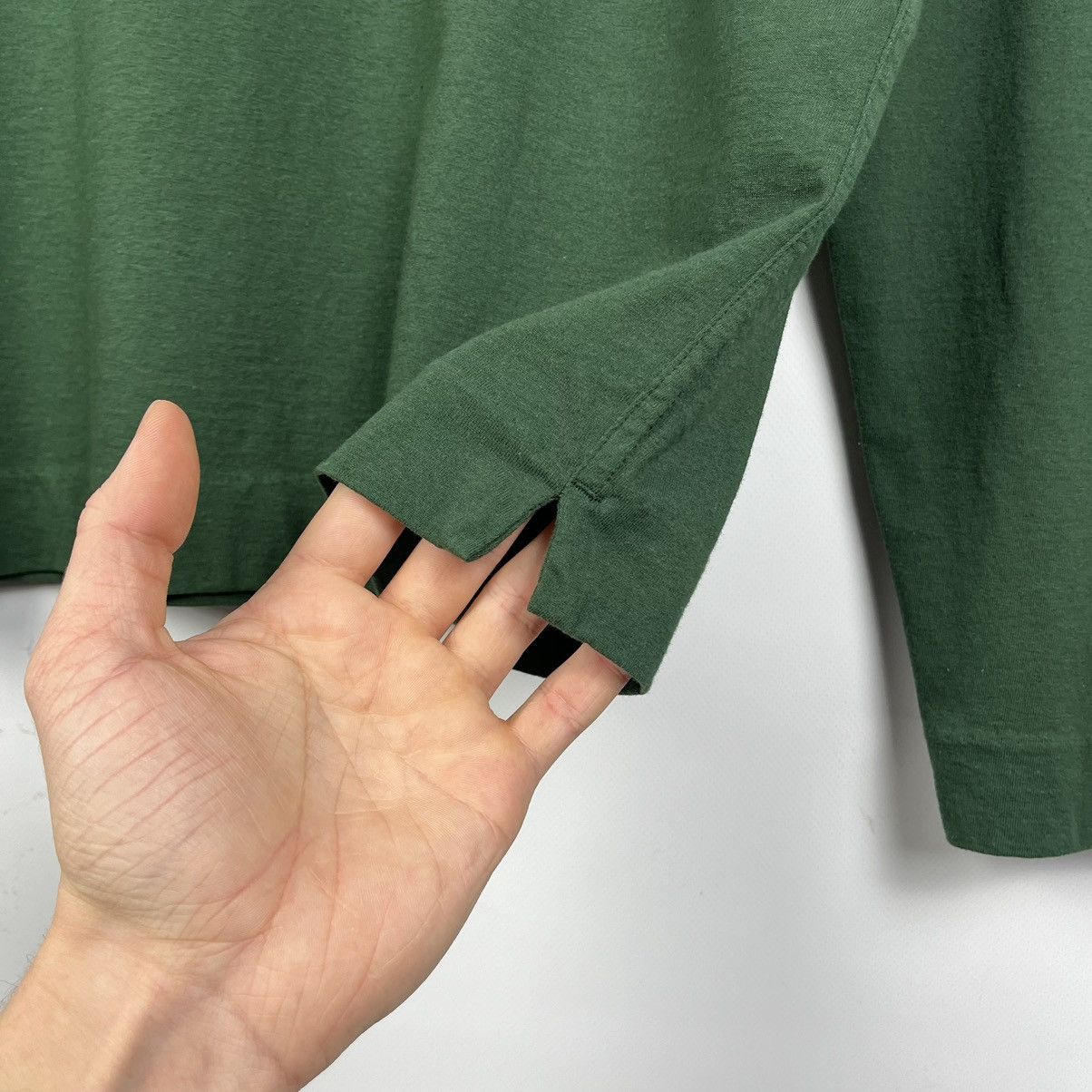 Stone Island Stone Island V Neck Pocket Long Sleeve T Shirt Size US M / EU 48-50 / 2 - 9 Thumbnail