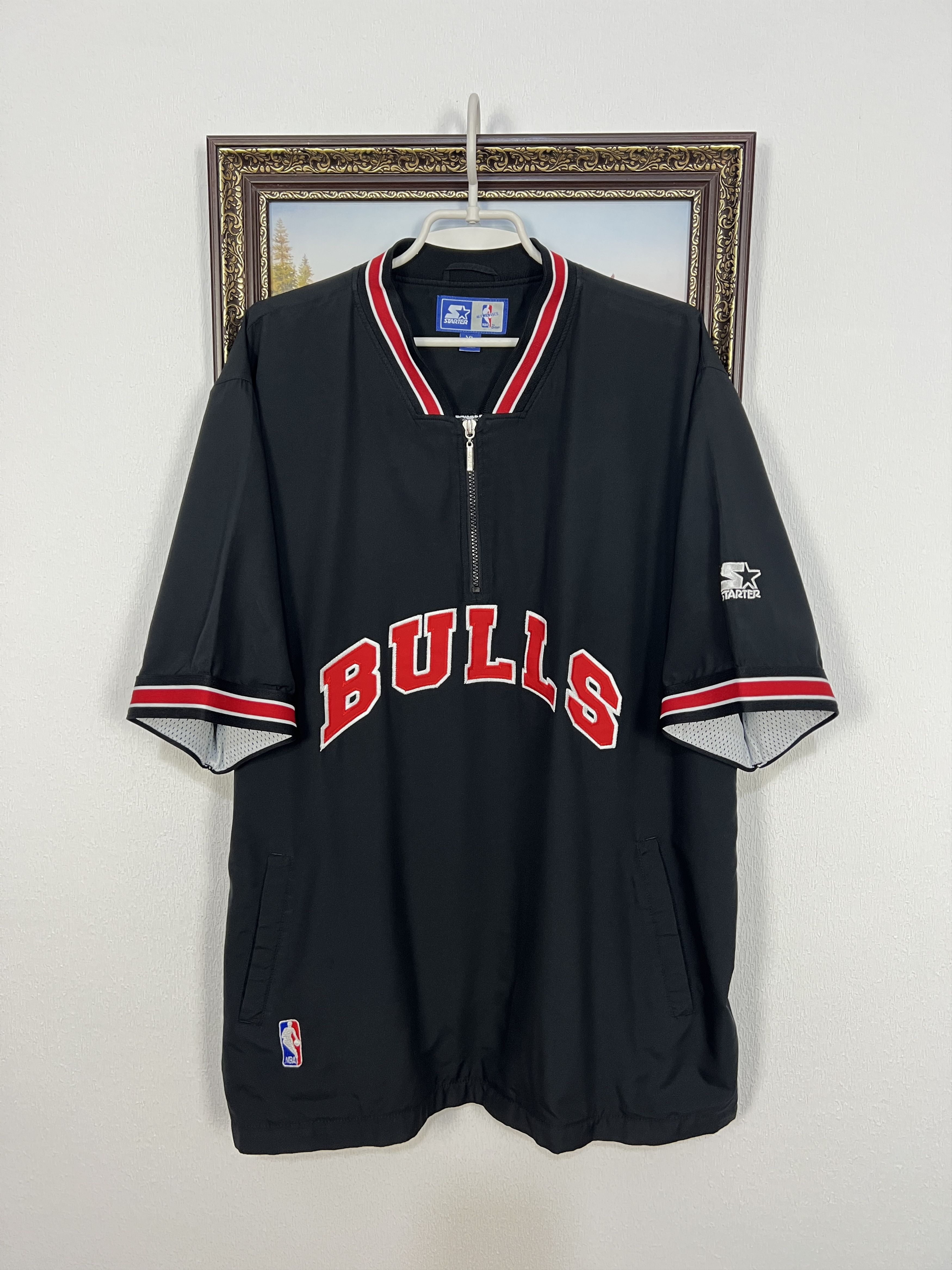 Vintage 90's Starter Chicago Bulls Warm Up Jersey NBA Mens