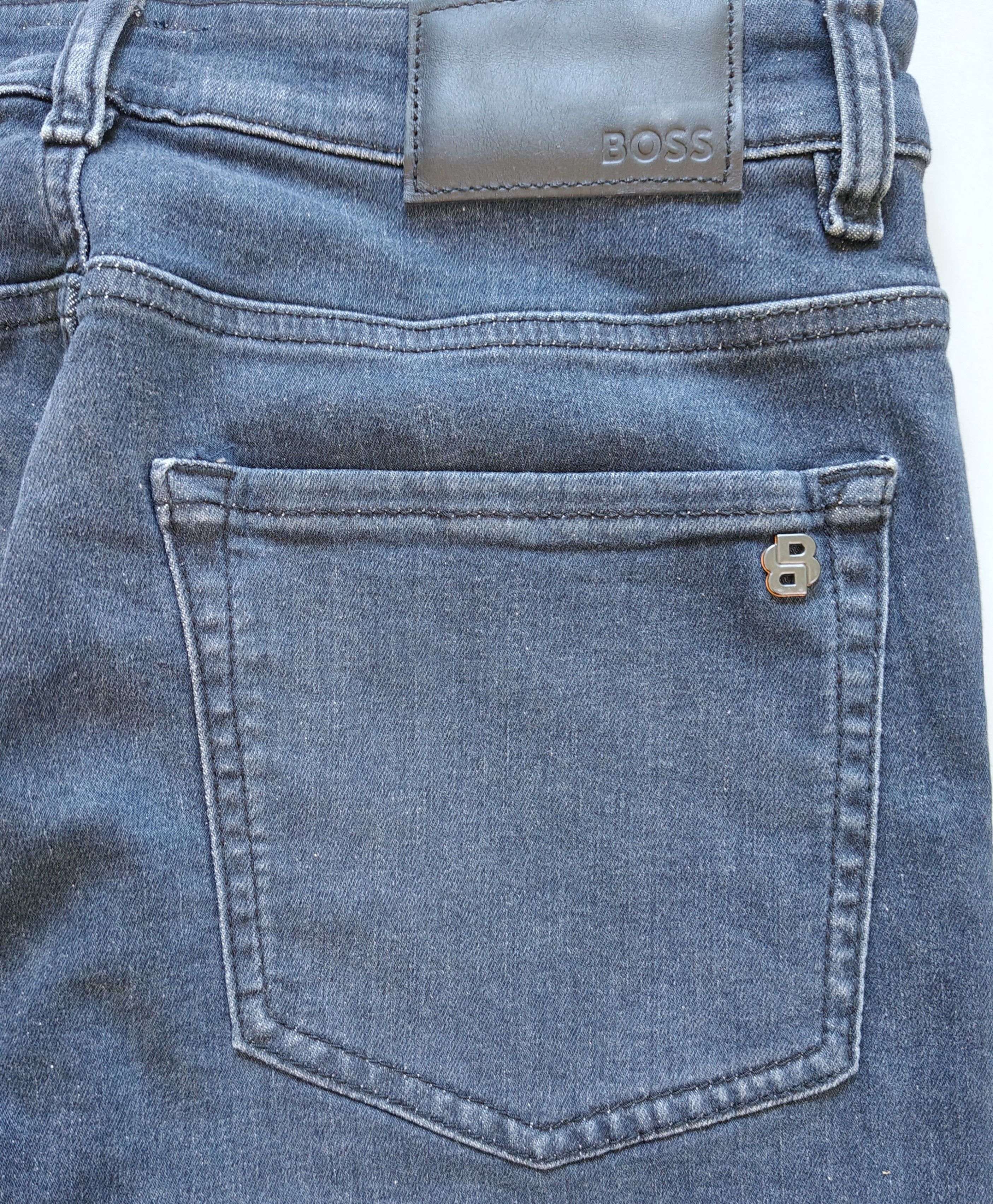 Hugo Boss HUGO BOSS RE.MAINE Regular fit Jeans Free Shipping T/6092 Size US 32 / EU 48 - 8 Thumbnail