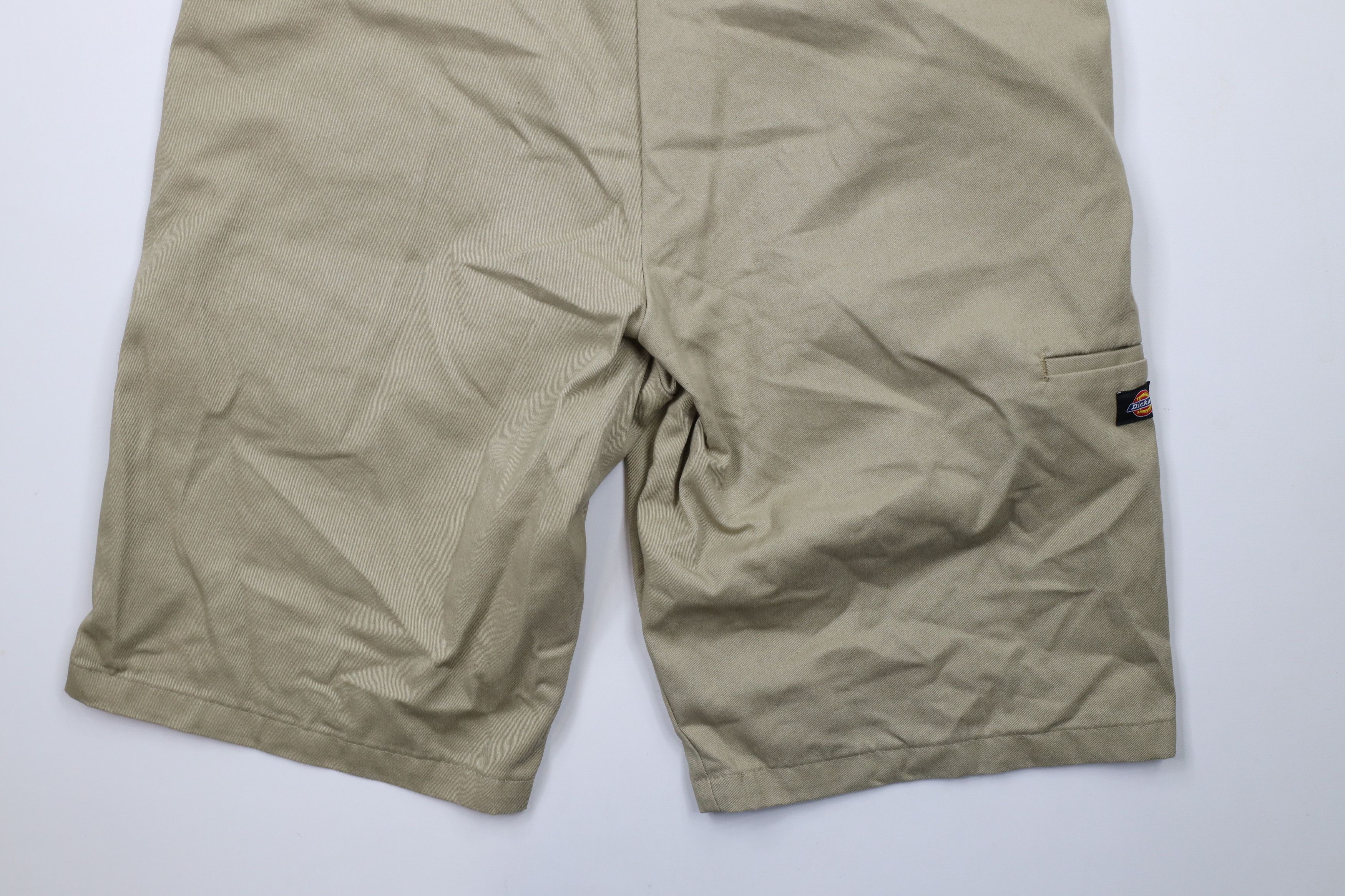 Dickies × Vintage Vintage Dickies Spell Out Workwear Mechanic Shorts Beige Size US 40 / EU 56 - 13 Thumbnail