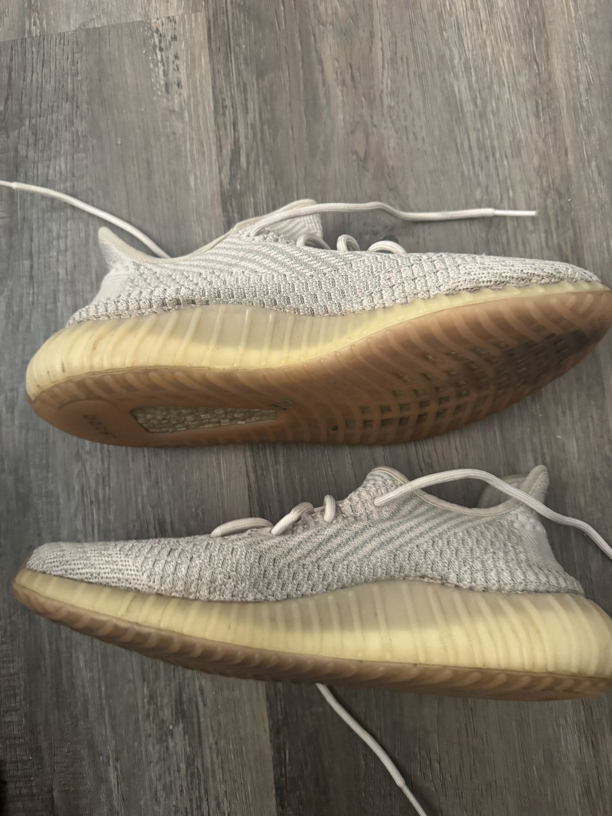 Adidas × Yeezy Yeezy Sesame Size US 11 / EU 44 - 4 Thumbnail