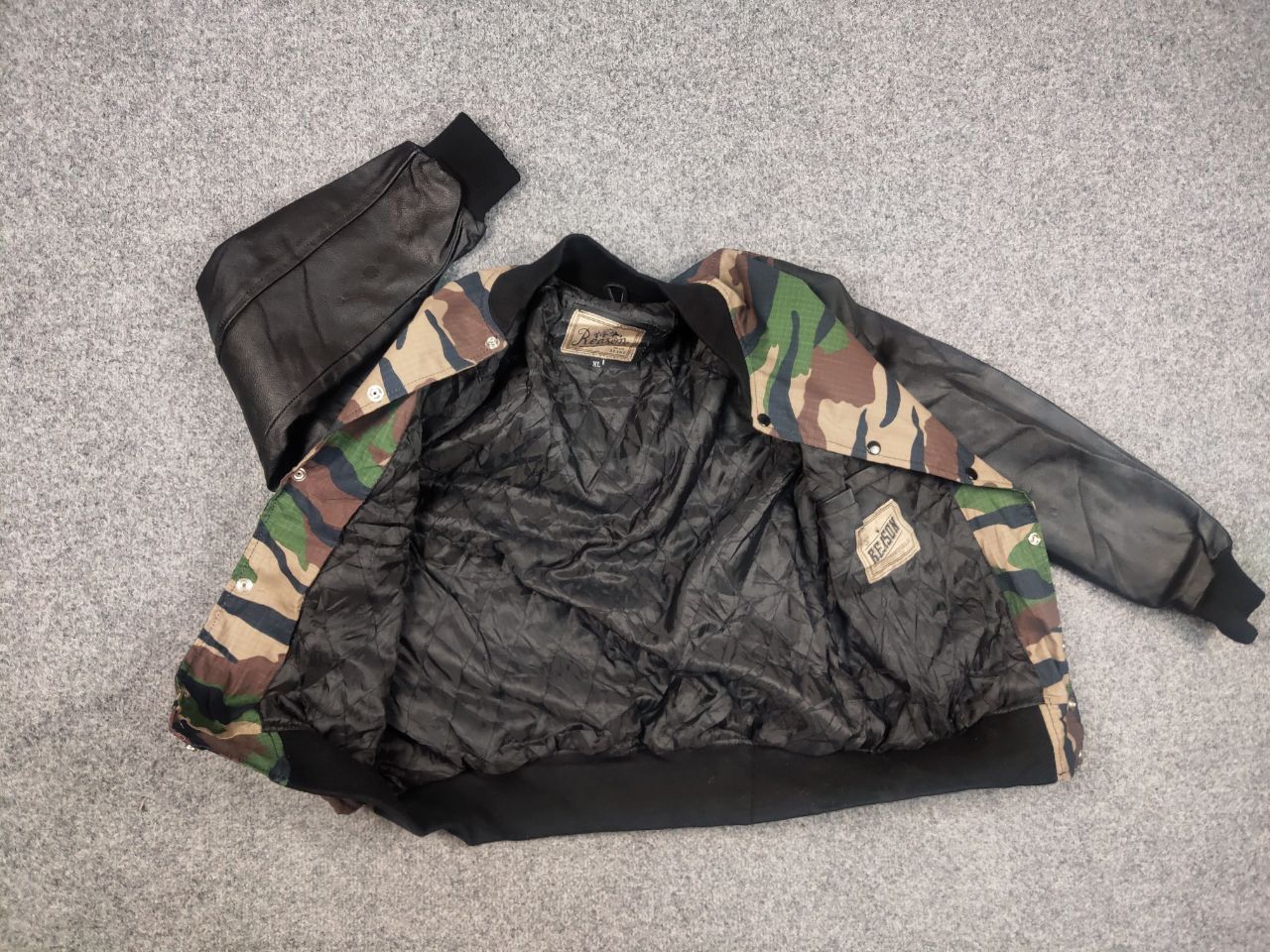 Reason Vintage Reason Varsity Camo Bomber Jacket kanye west Style Size US L / EU 52-54 / 3 - 10 Thumbnail