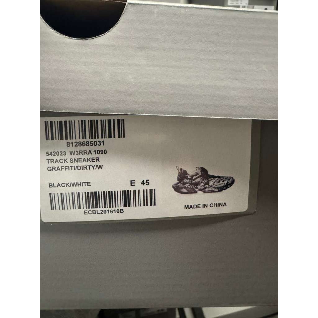Balenciaga o1rshd1 Graffiti DirtyTrack Sneakers in Black/White Size US 12 / EU 45 - 12 Thumbnail