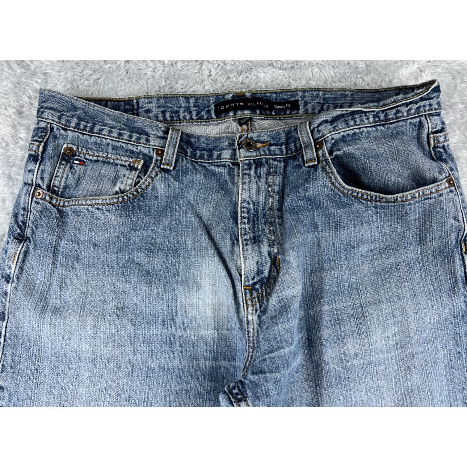 Tommy Hilfiger Tommy Hilfiger Jeans Men 36 Blue Denim Straight Leg Classic Fit 5-Pocket 30 Inseam Regular Size Type Jeans Mens Blue 90s? Size US 36 / EU 52 - 4 Thumbnail