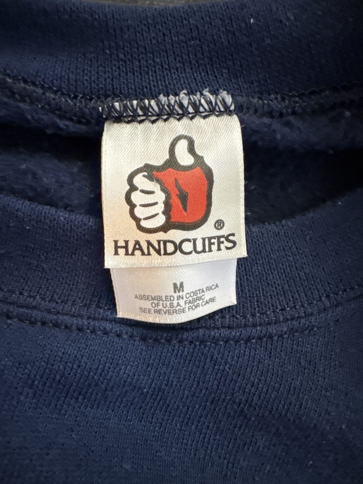 Vintage VINTAGE Handcuffs Crewneck Sweatshirt Size US M / EU 48-50 / 2 - 5 Thumbnail