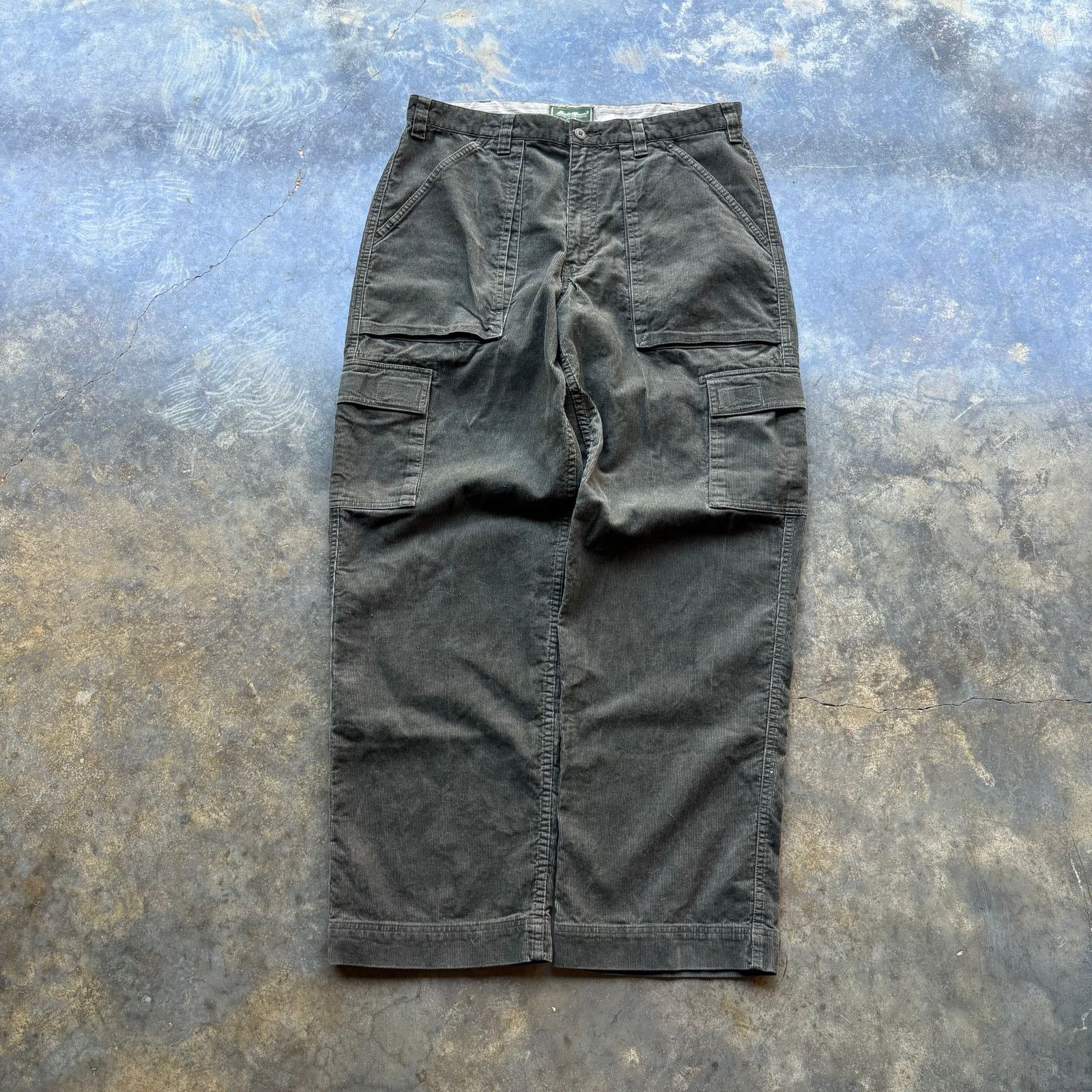 Eddie Bauer Vintage Eddie bauer thick corduroy cargo pants Size US 36 / EU 52 - 4 Thumbnail